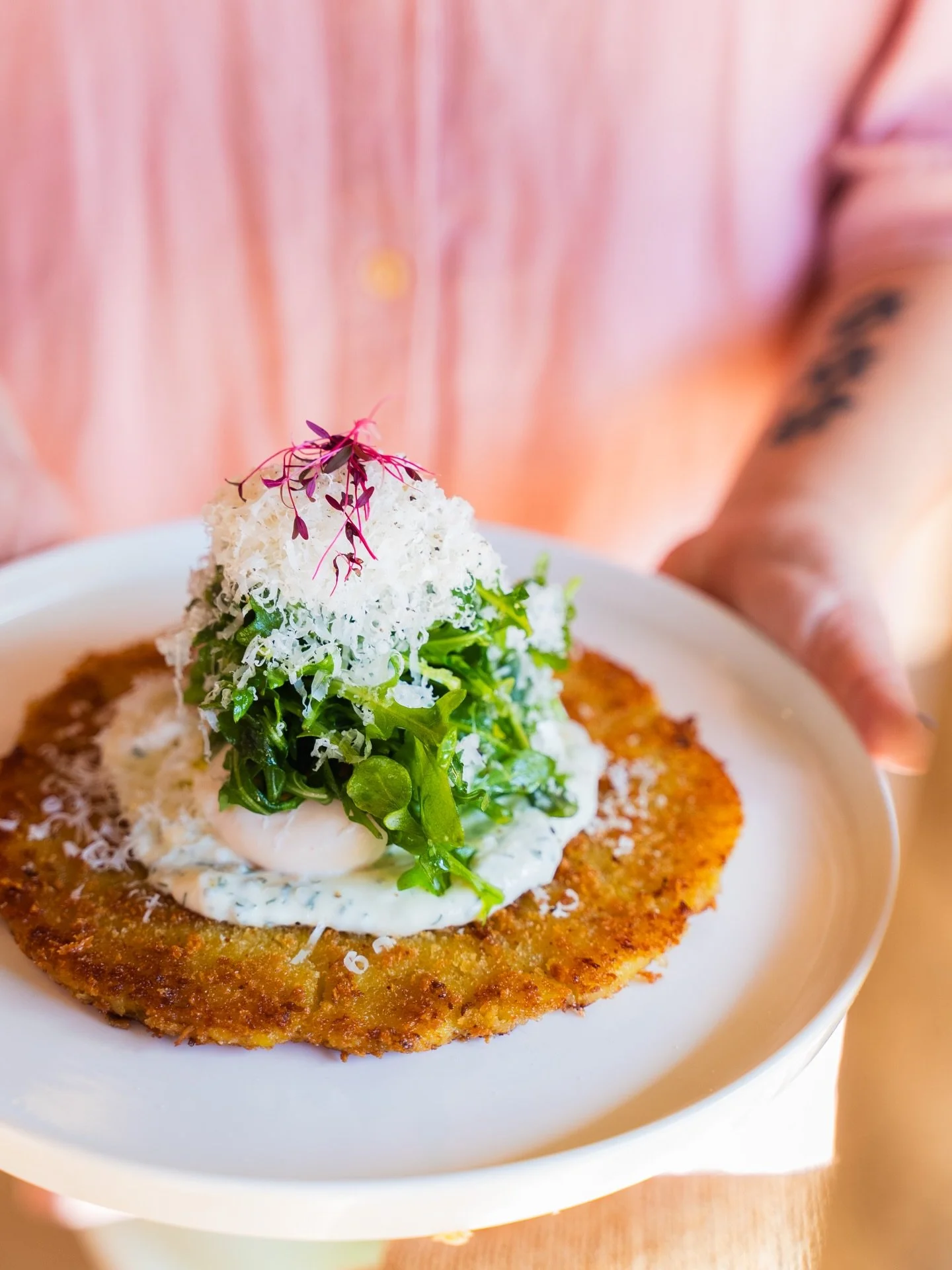 POTATO LATKES 🥔

Proof that potatoes belong at brunch. Crispy shredded potato pancakes topped with poached eggs, seasoned yogurt and Grana Padano.

Follow your heart and add the smoked salmon. Your future self and stomach will thank you. 🙏 😋

Do y
