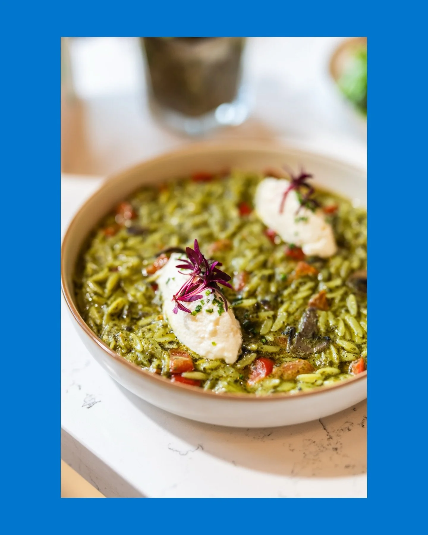 NEW MONTHLY FEATURES ✨

Truffle and pesto just make sense together. Our new Truffle Pesto Orzo feature brings them together with fresh basil pesto, truffle oil, Grana Padano, ricotta and fresh herbs. Good luck trying to share this one. 😉

And yes, B