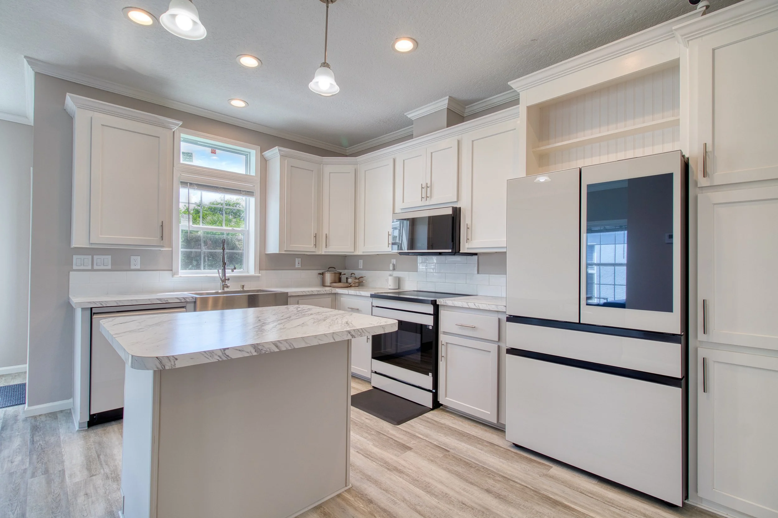 White, Samsung Bespoke Appliances
