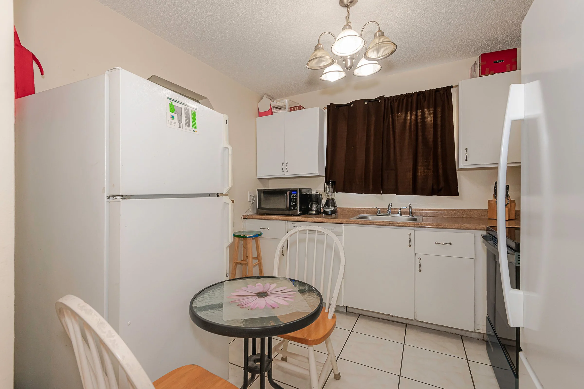 Lauderhill, FL Home – Kitchen