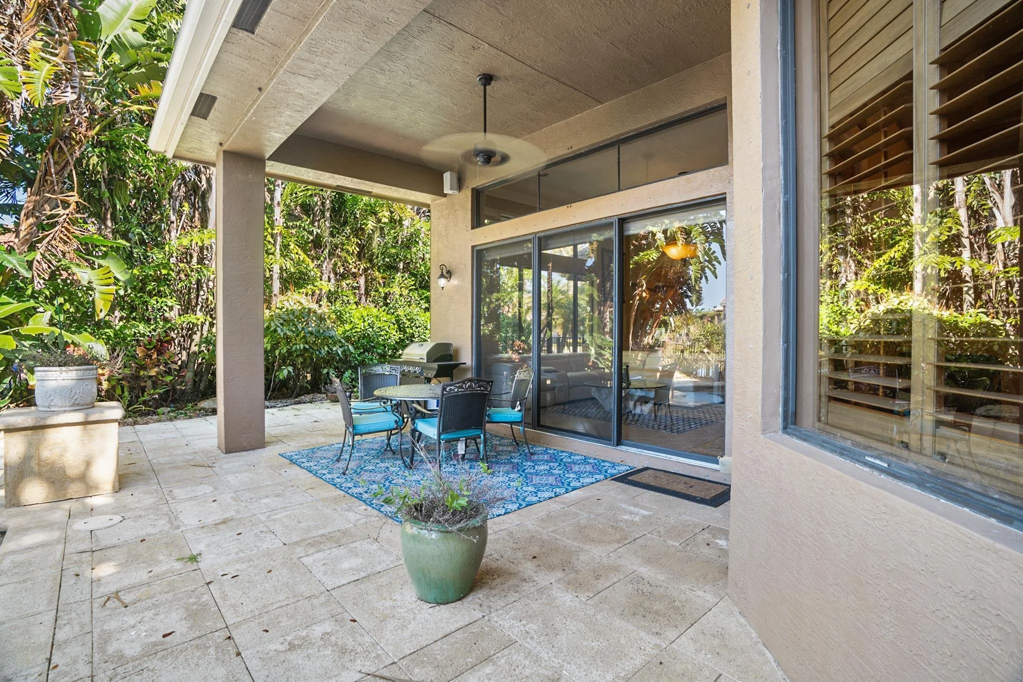 31_Backyard.jpg