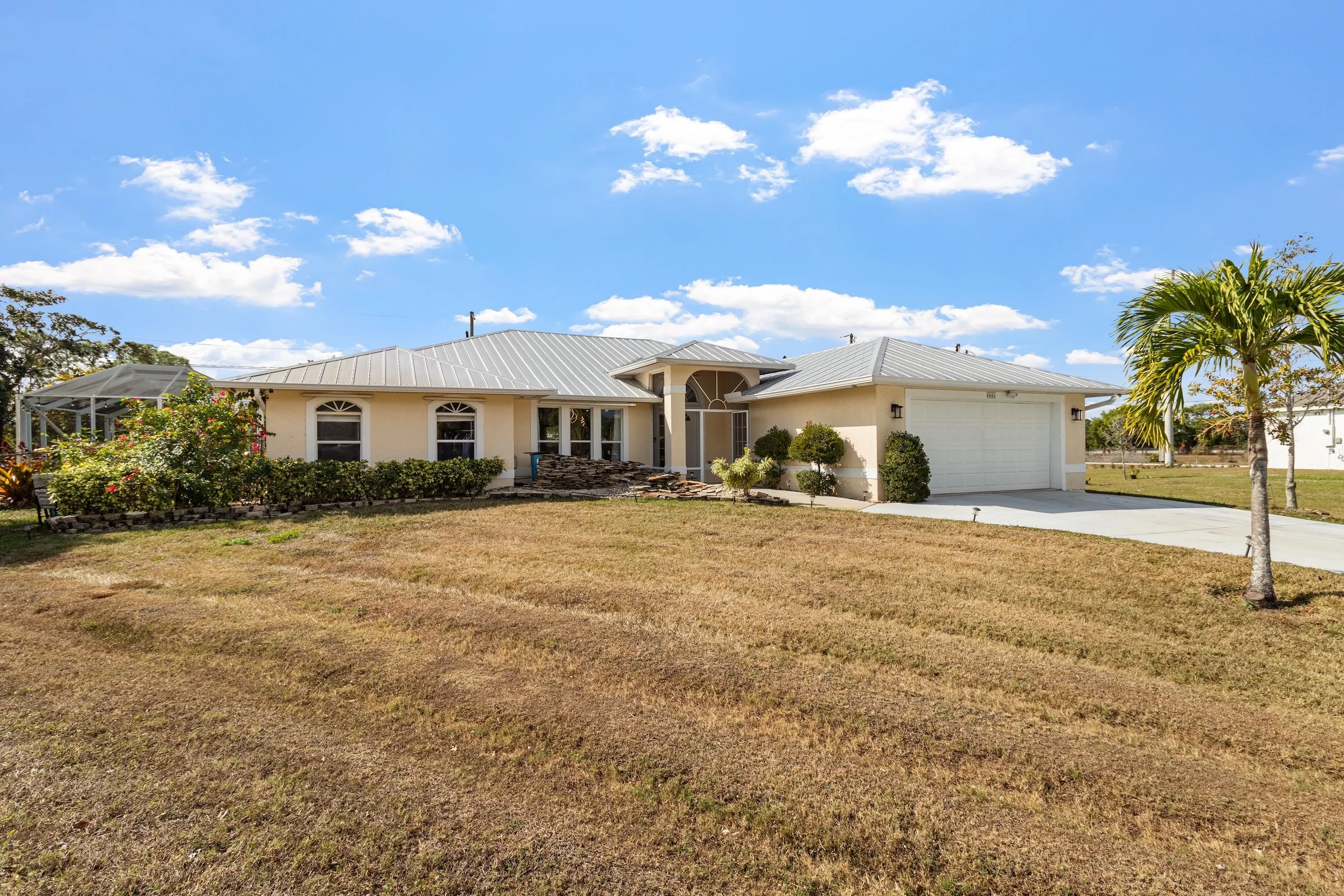 Port Saint Lucie, FL Home – Front View