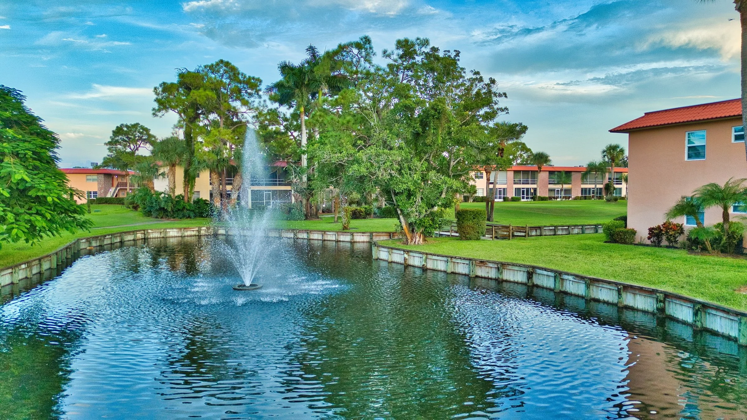 Stuart, FL Condo – Lake View