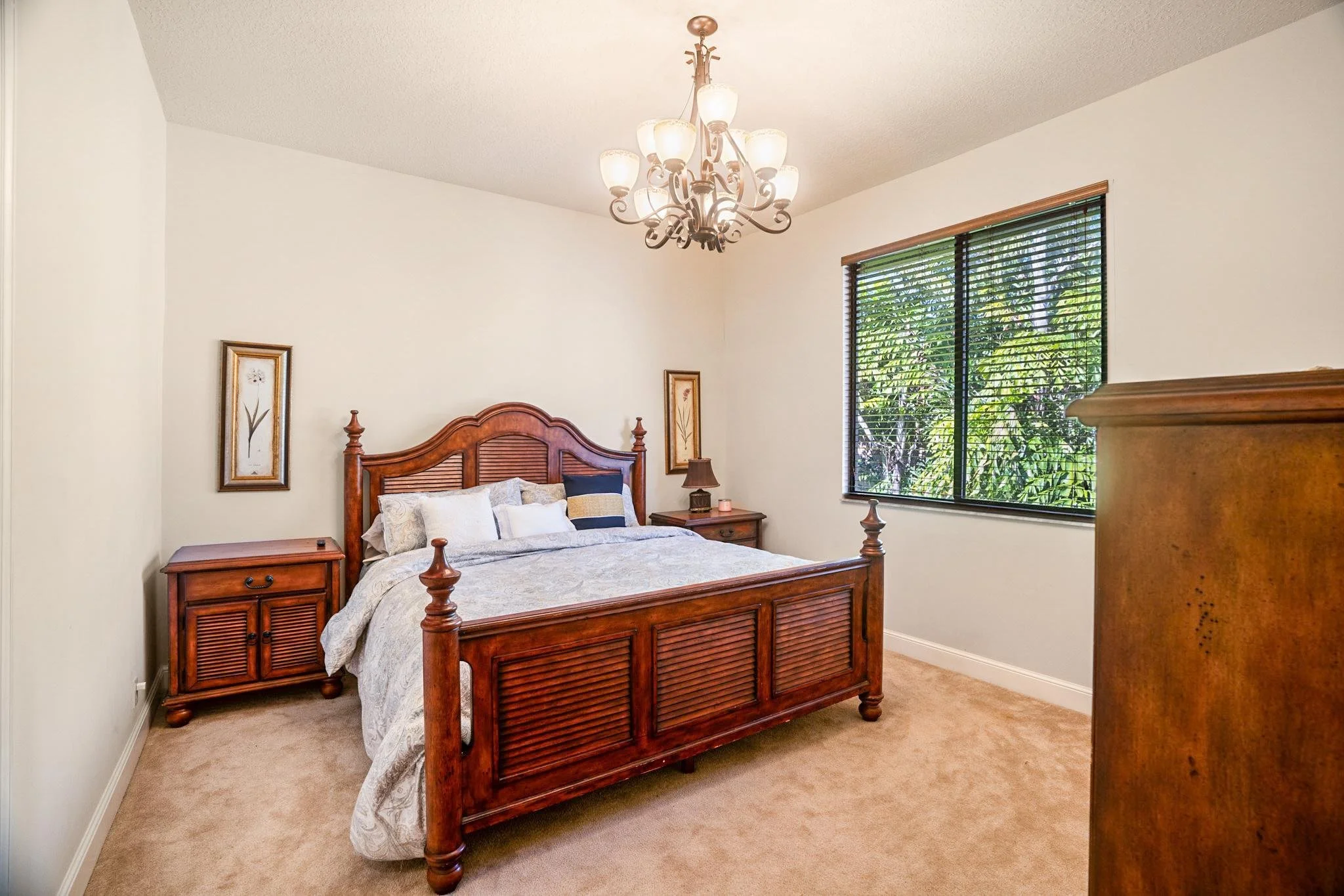 50_Bedroom.jpg
