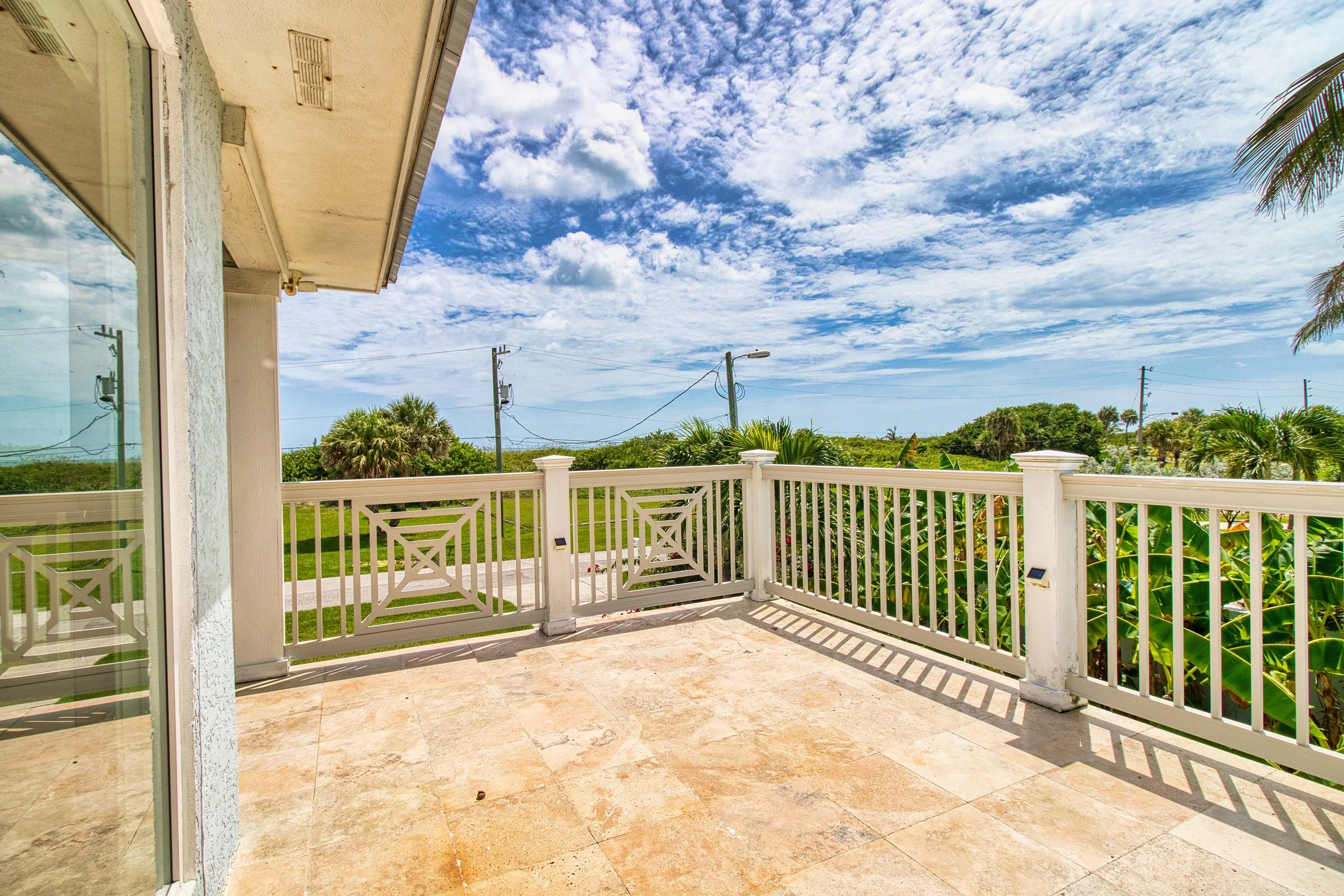 Hutchinson Island, Fort Pierce, FL Estate – Travertine Patio