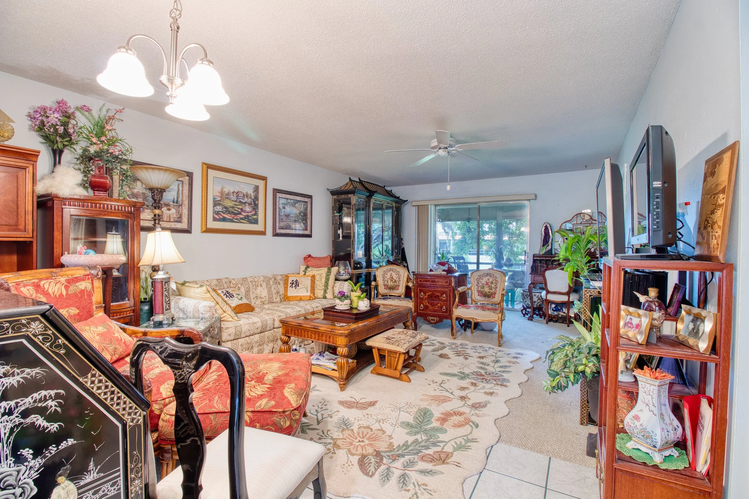 Stuart, FL Condo – Living Area