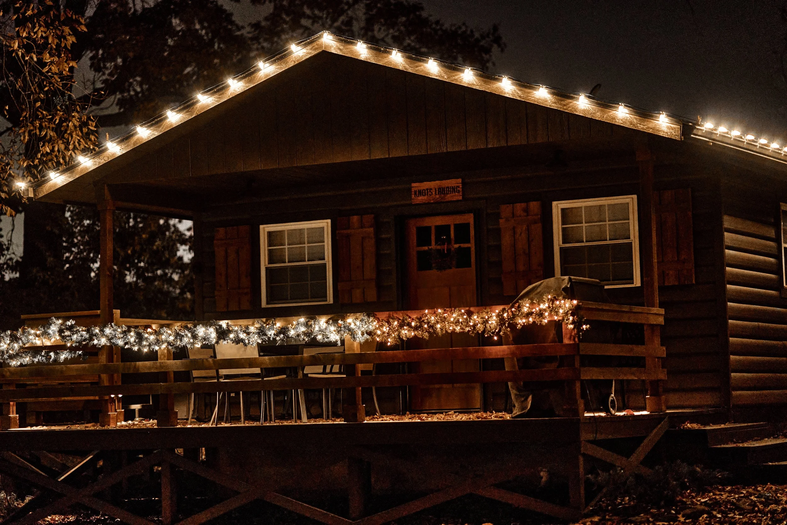 • Knots Landing at Grand Lake Cabins Bird Island