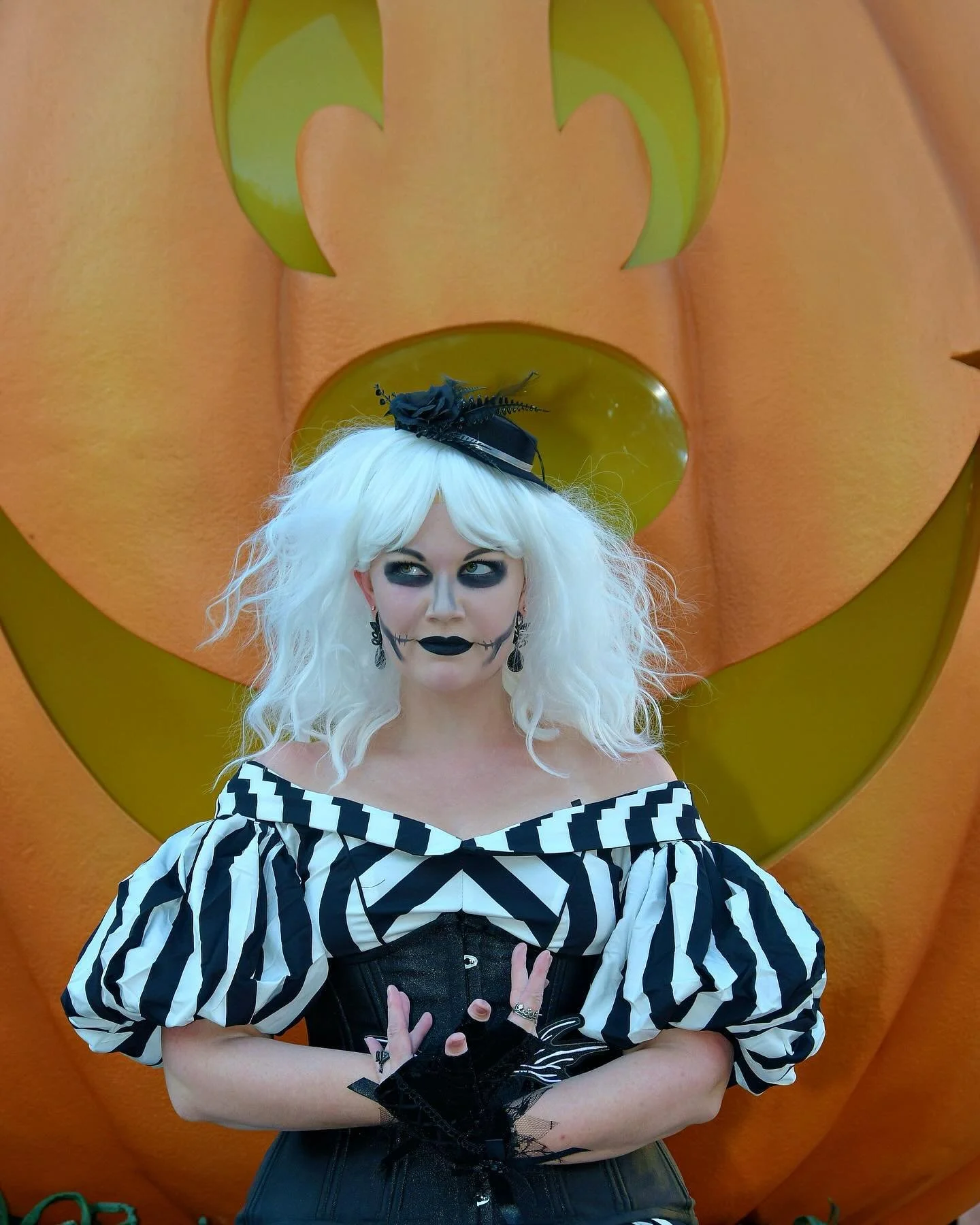 Happy Halloween week!! 🎃👻☠️✨

#trickortreat #happyhalloween #dressup #costumes #sofun #witch #pirate #jackskellington #halloweentown #tistheseason #abunchofhocuspocus #halloween #spookyseason