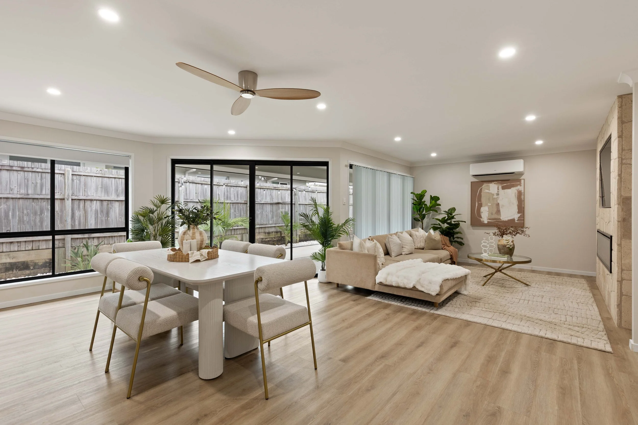 14 Camlet Place, Mount Cotton [Internet]02.jpg