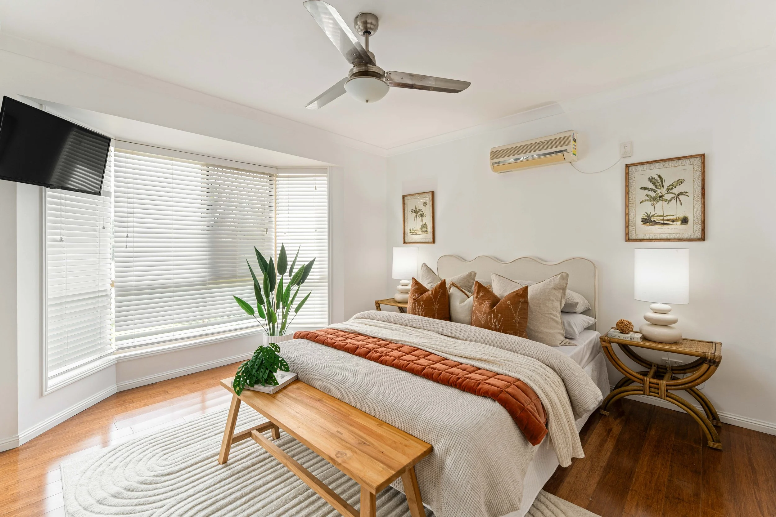 15 Niblick Way, Redland Bay [Internet]01.jpg