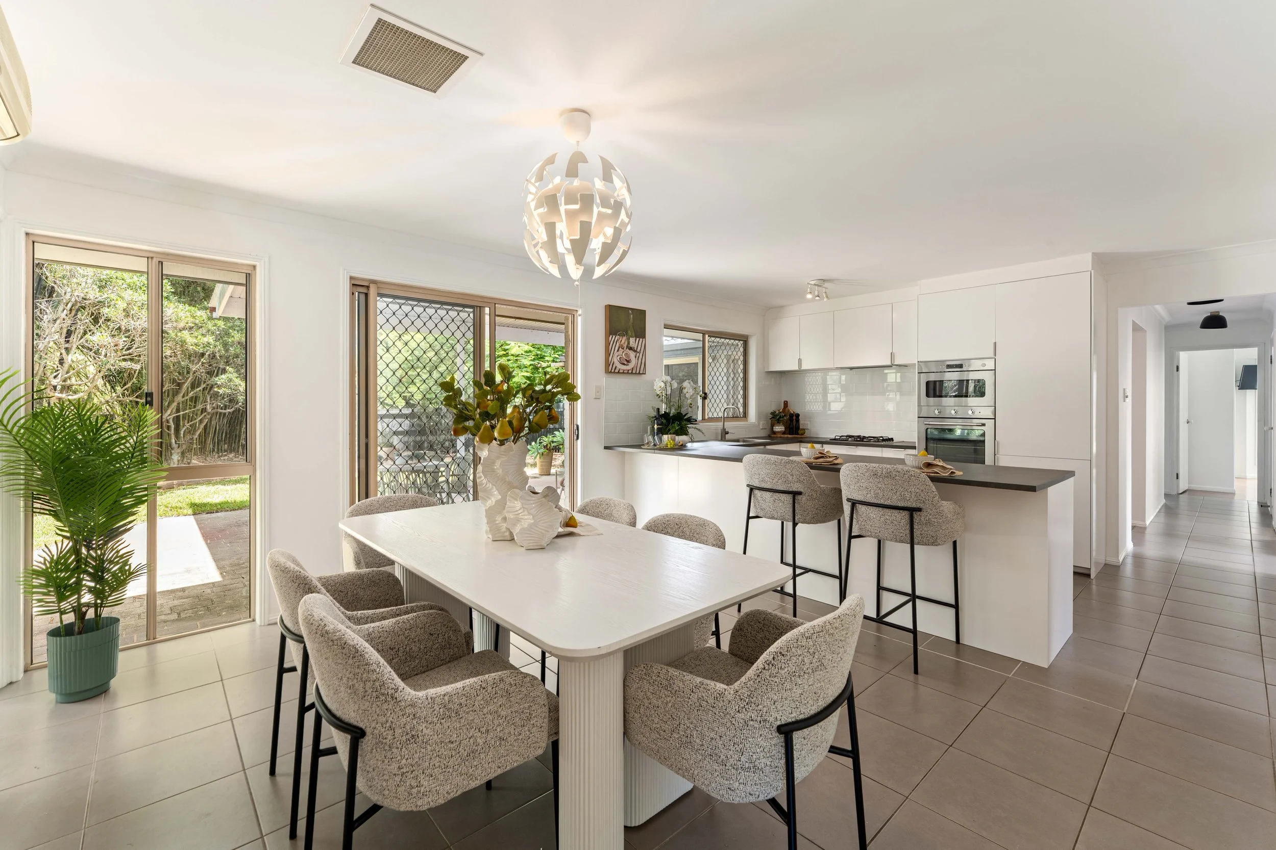 15 Niblick Way, Redland Bay [Internet]08.jpg