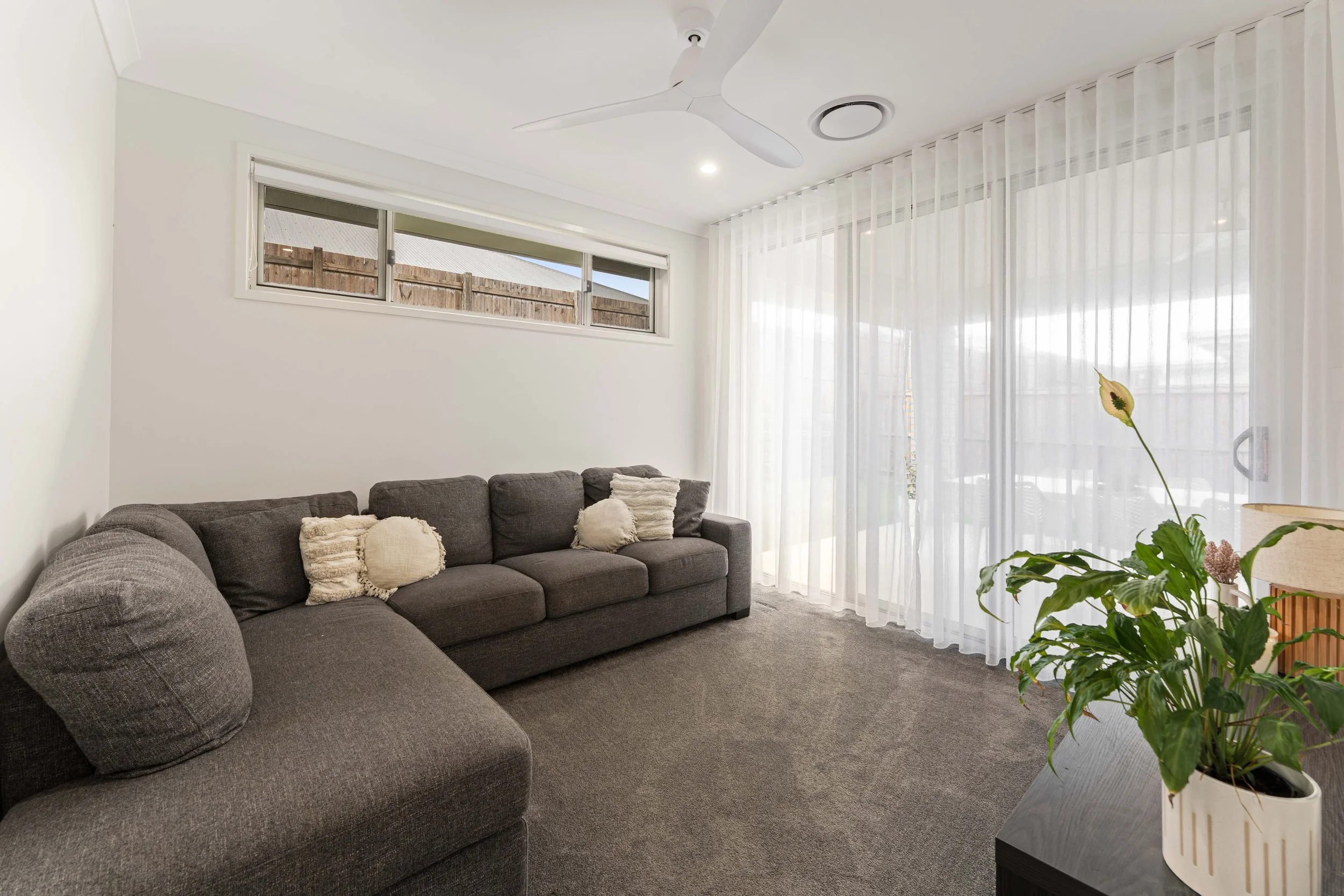 12 Freycinet Street, Redland Bay [Internet]13.jpg