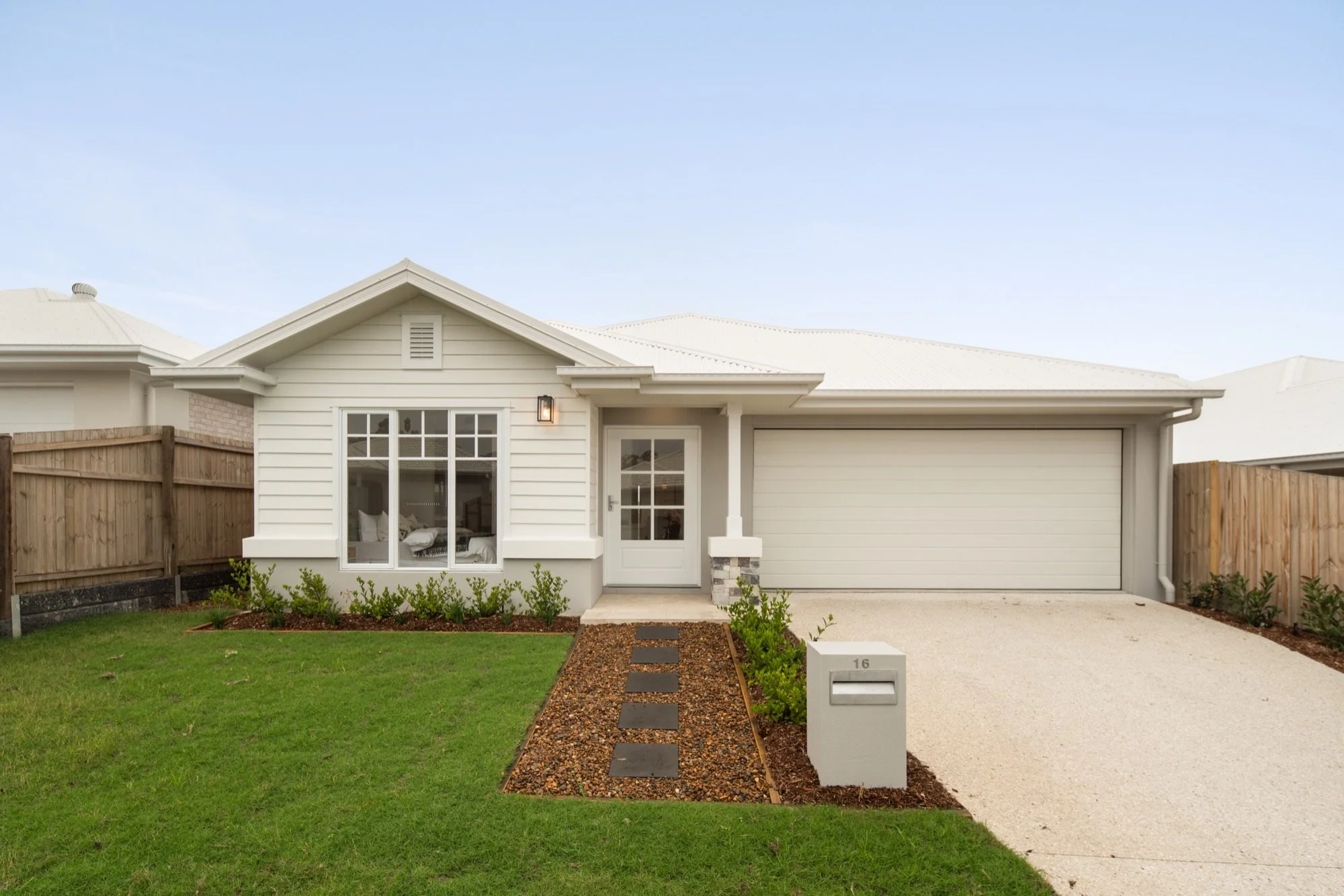 16 Chesterton Street, Redland Bay Internet 15.jpg