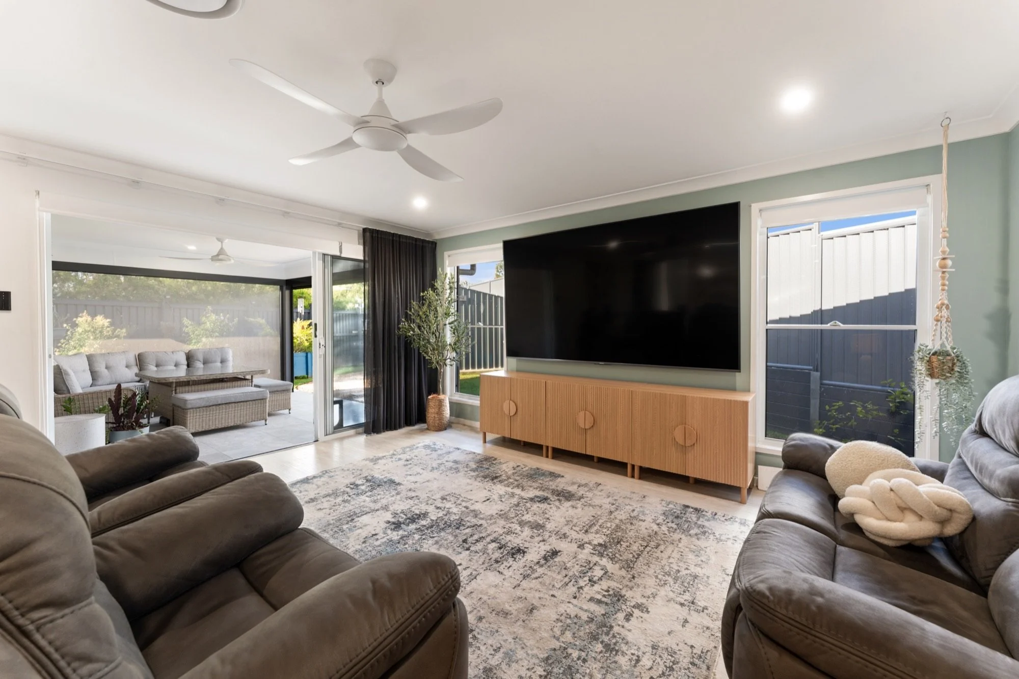 5 Floribunda Way, Victoria Point Internet 08.jpg