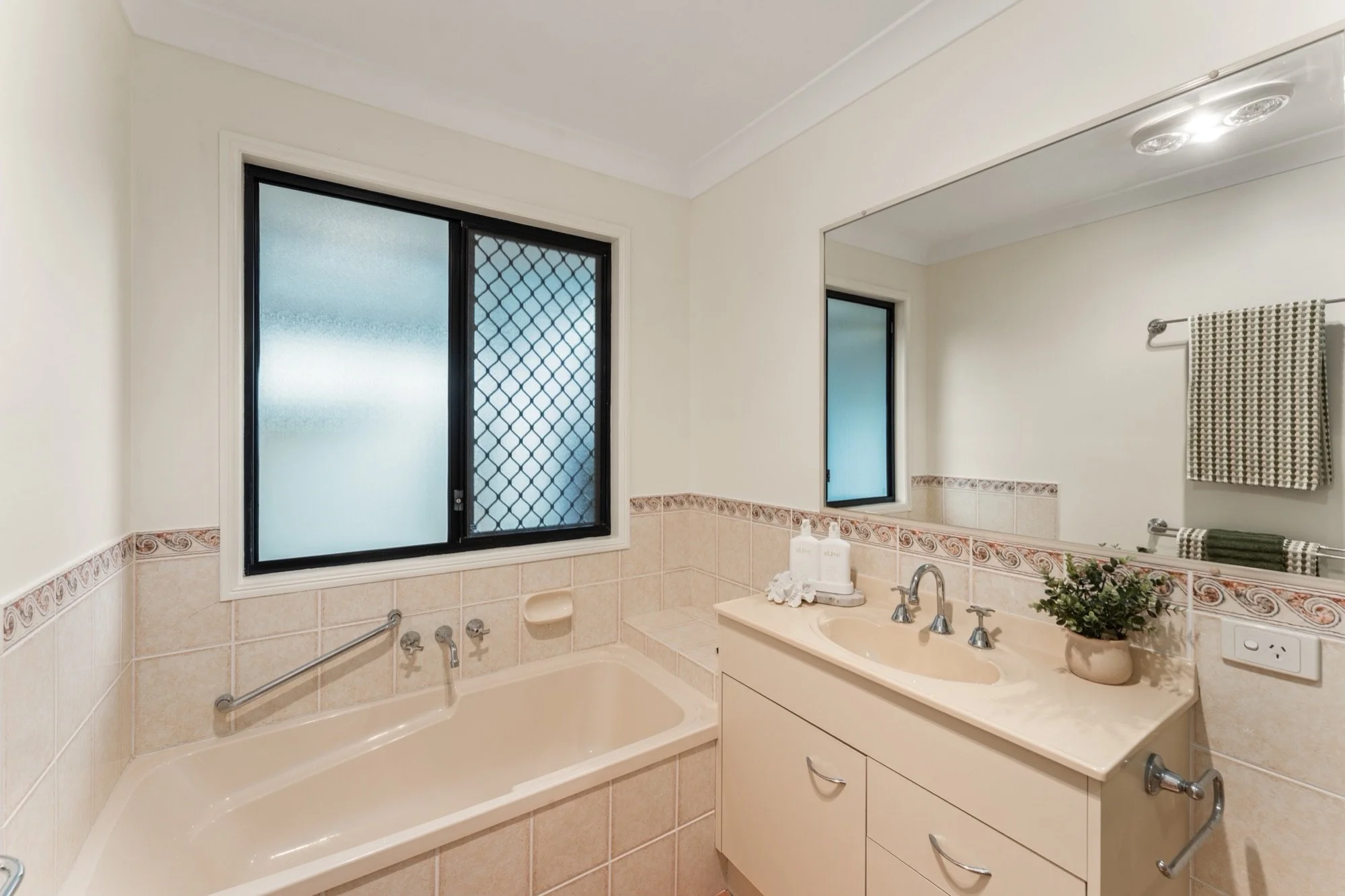 17 Coolaman Court, Mount Cotton Internet 10.jpg