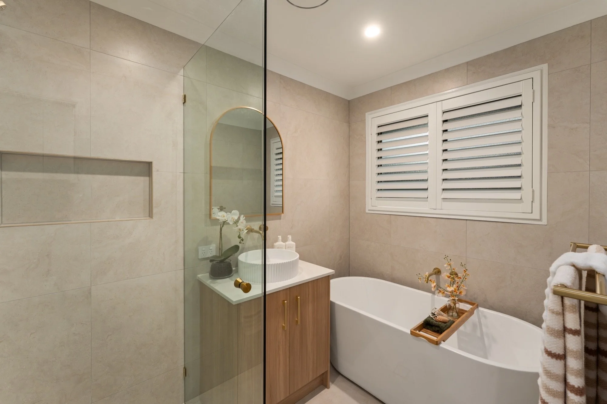 10 Cazna Court, Redland Bay Internet 05.jpg