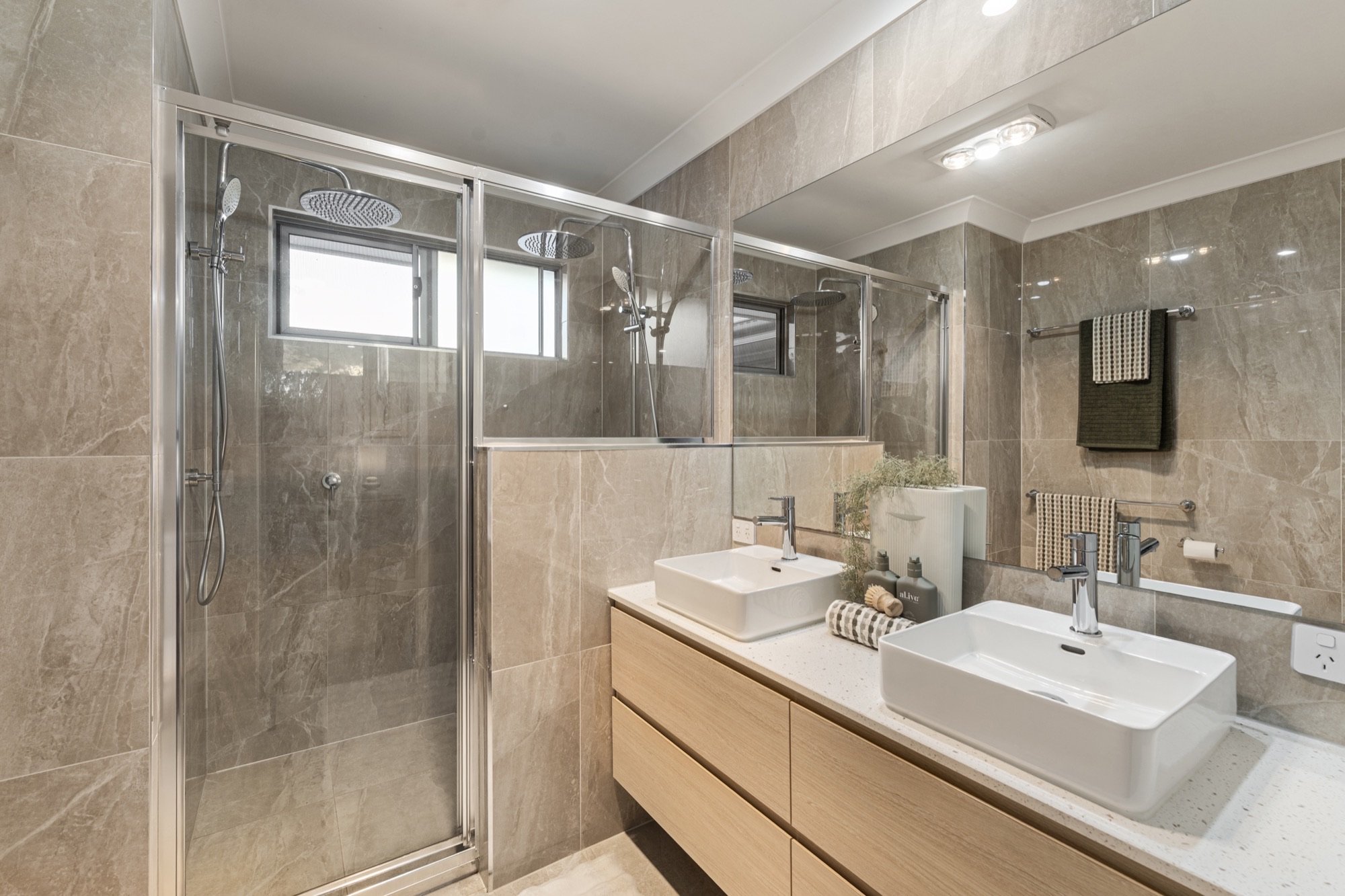 16 Elkhorn Street, Mount Cotton Internet 12.jpg