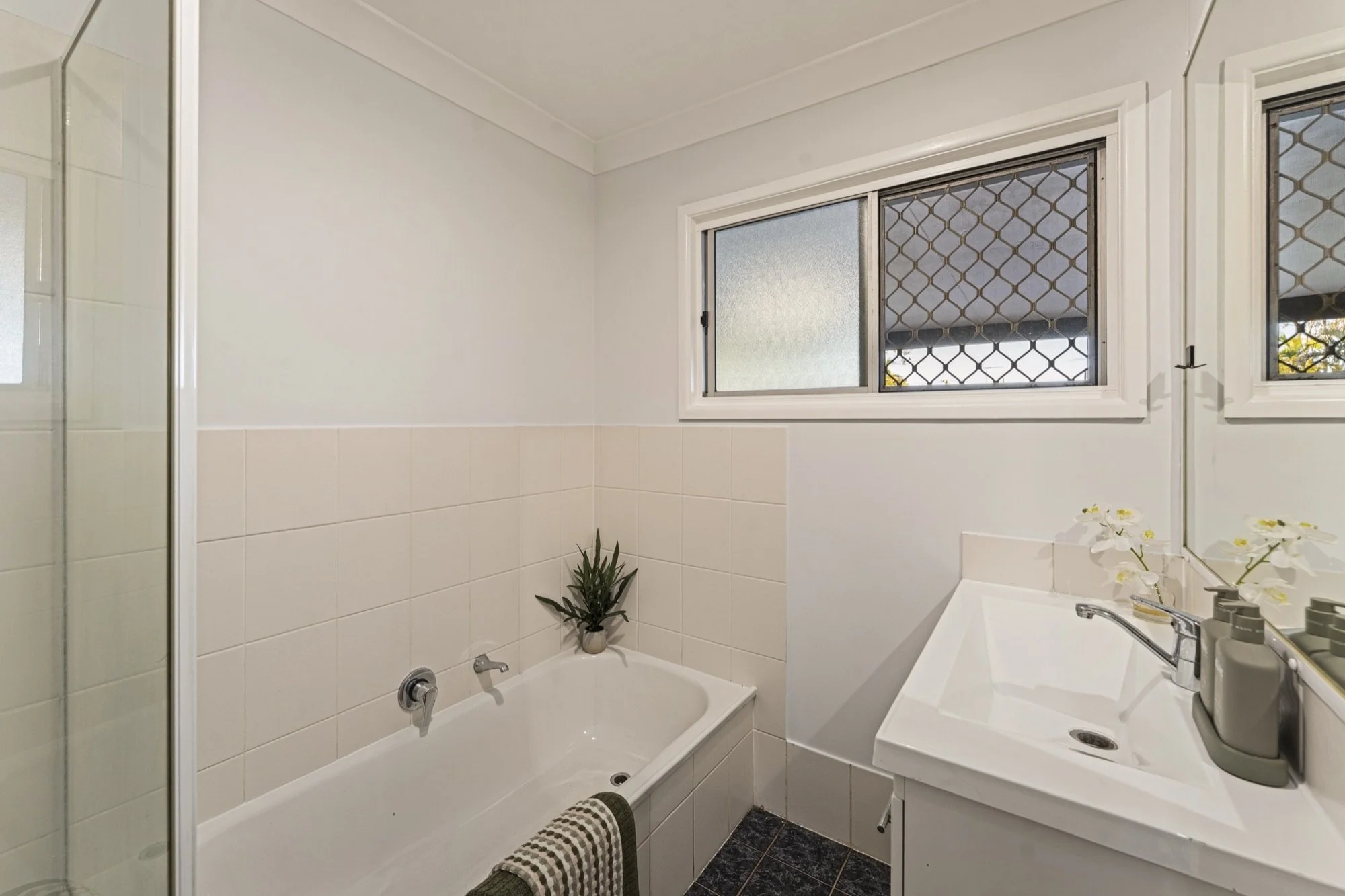17 Mitchell Street, Capalaba Internet 05.jpg