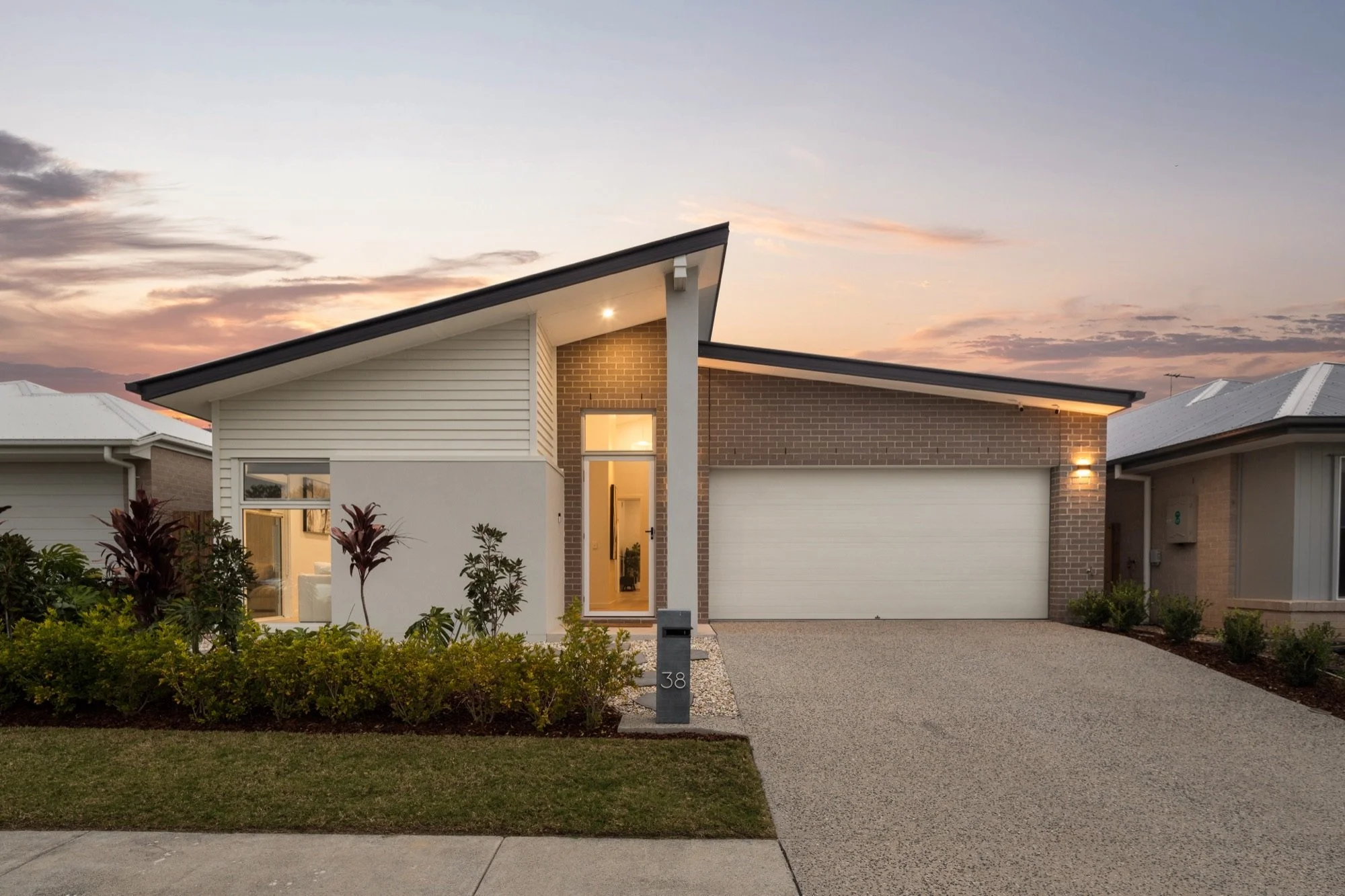 38 Tauton Way, Redland Bay Internet 19.jpg
