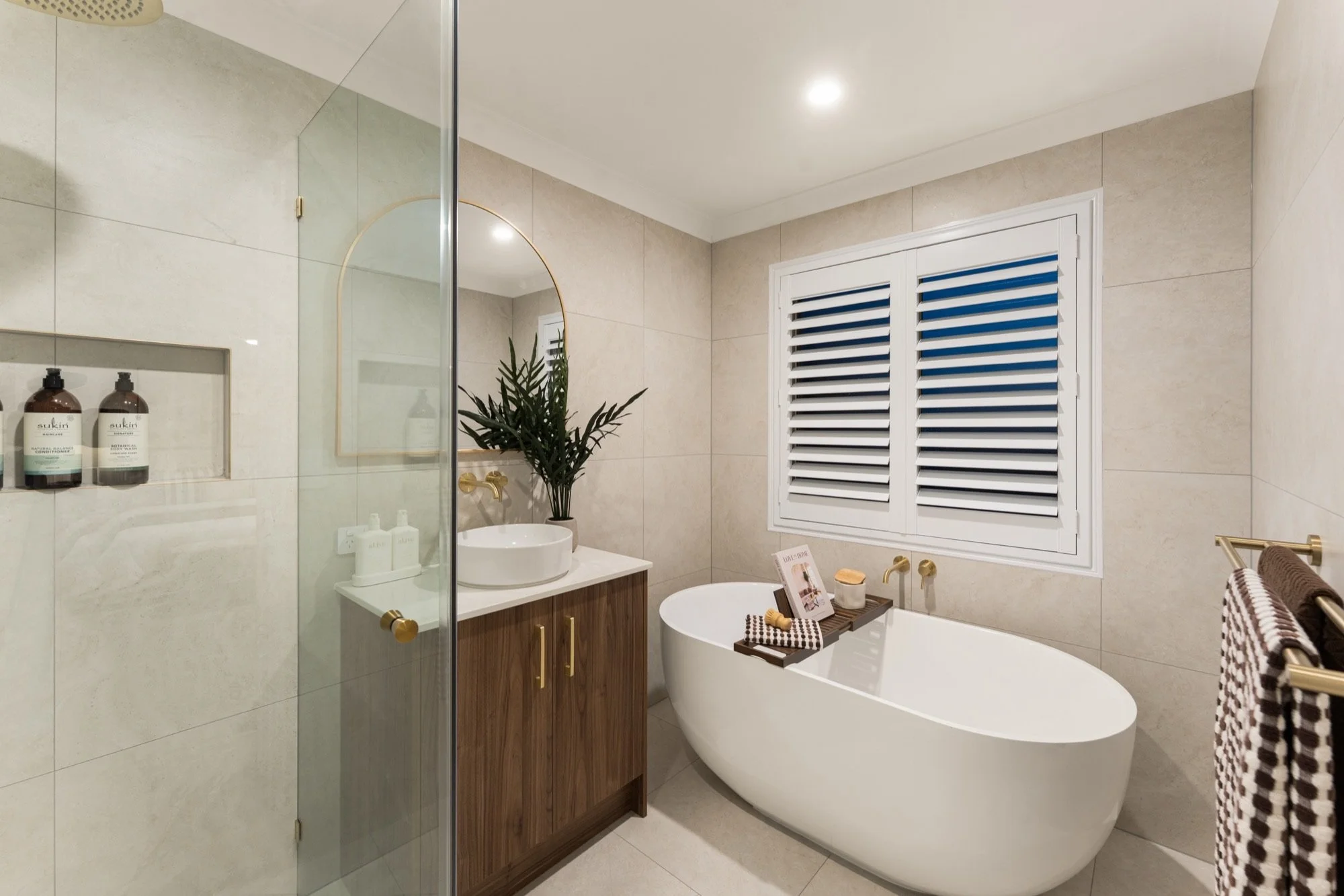 10 Alex Court, Redland Bay Internet 18.jpg