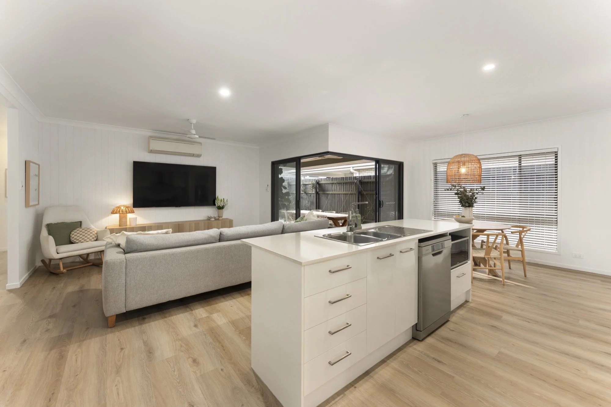 55 Highgrove Street, Thornlands Internet 15.jpg
