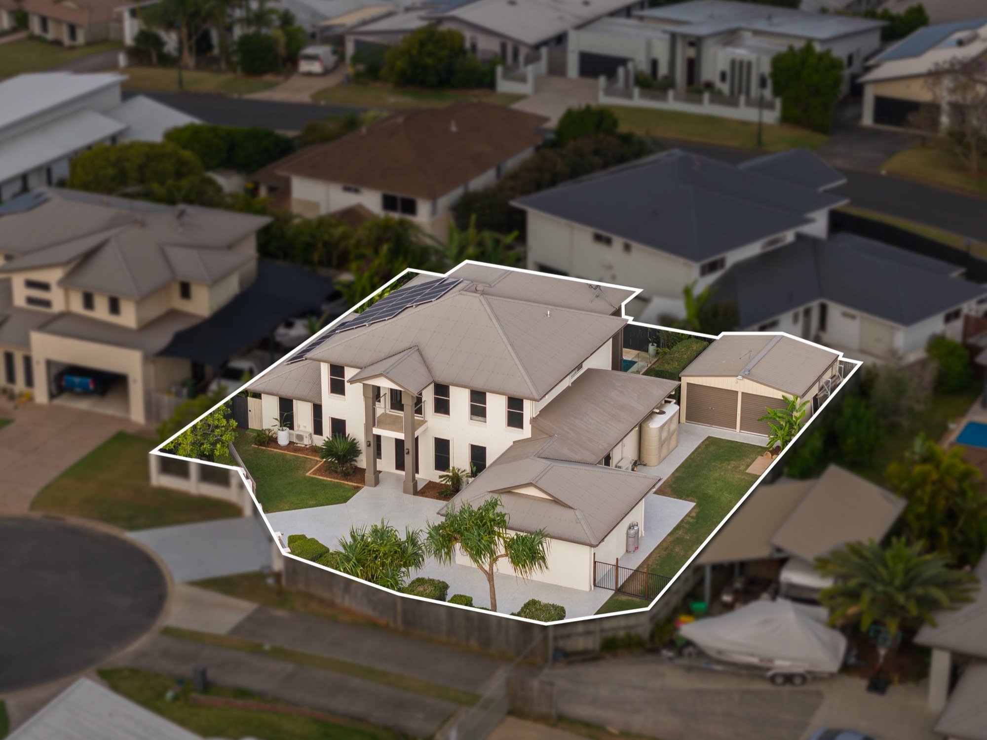 12 Turtle Place, Redland Bay Internet 03.jpg
