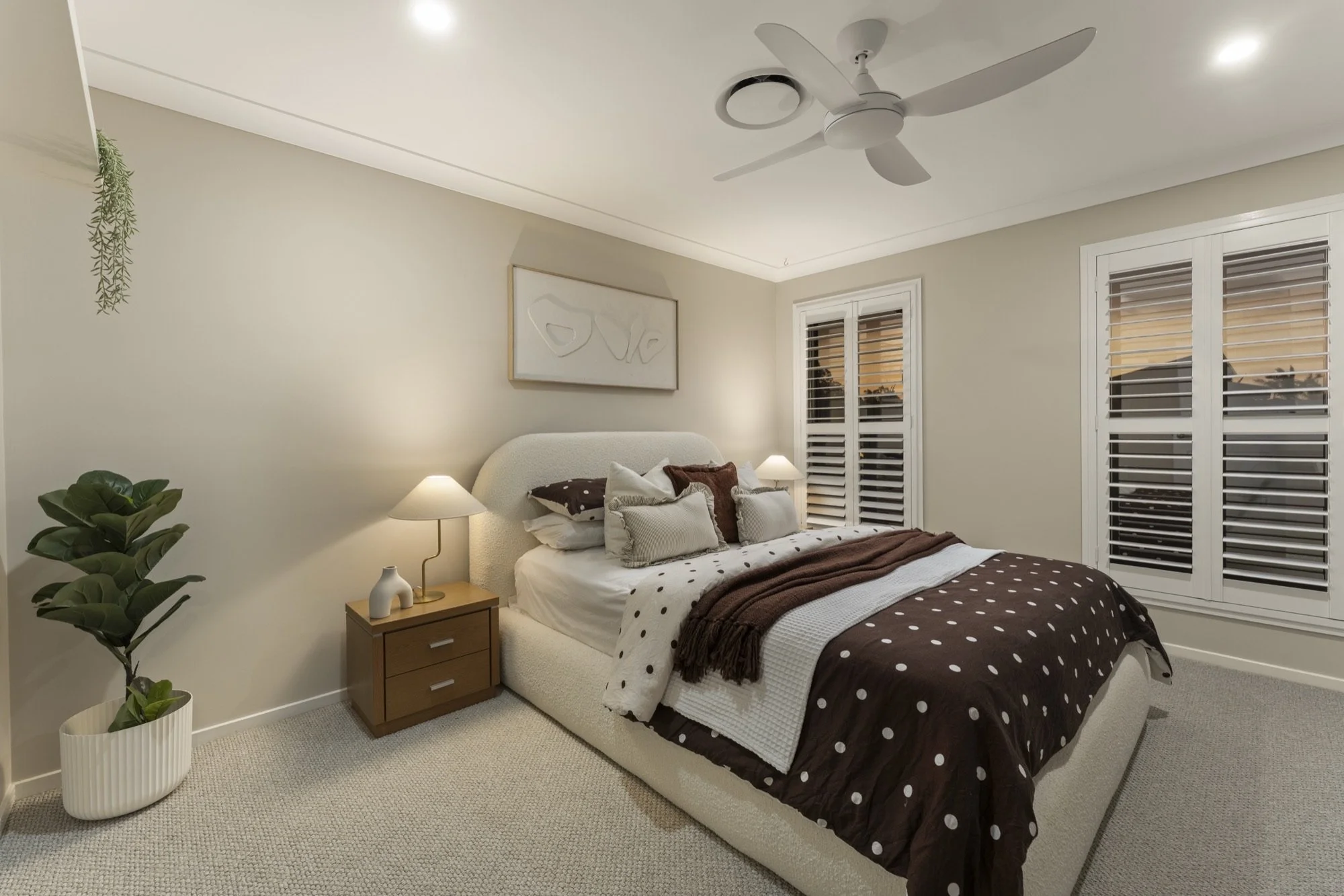12 Turtle Place, Redland Bay Internet 16.jpg