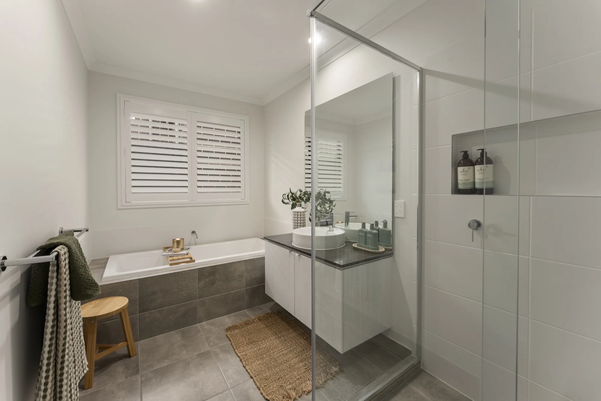 31 Mountain Ash Way, Redland Bay Internet 10.jpg