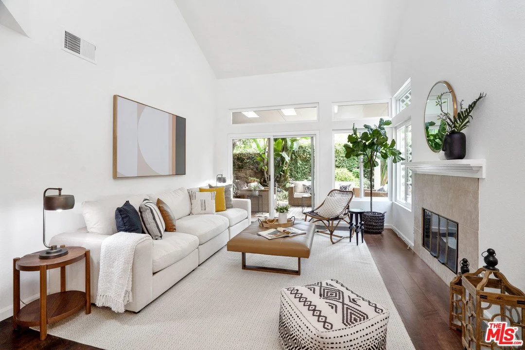 Sold | 5906 Etiwanda Ave #17, Tarzana