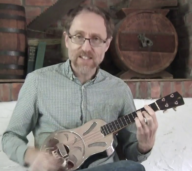 Robert van Renesse playing ukulele