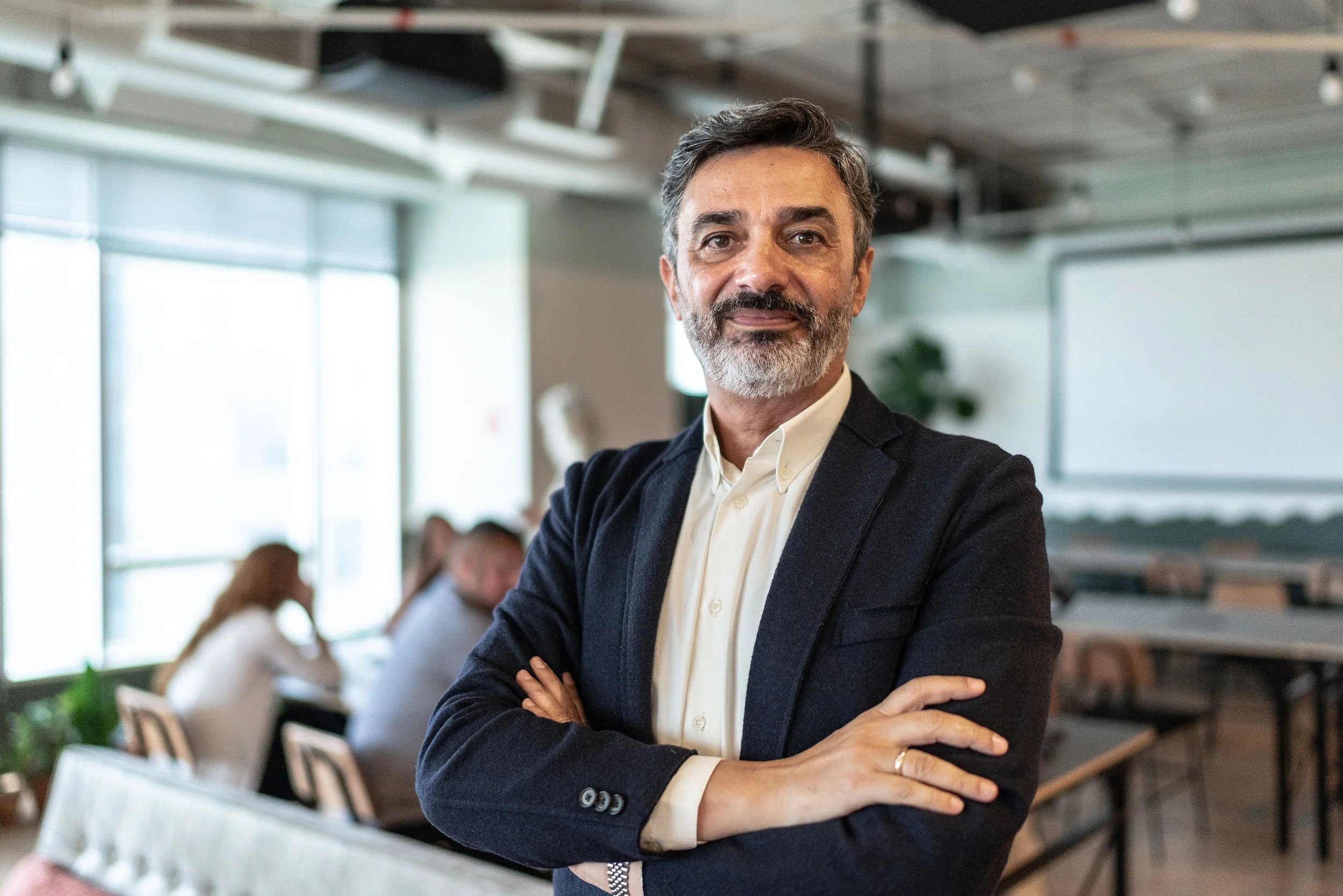 Confident Commercial Leader