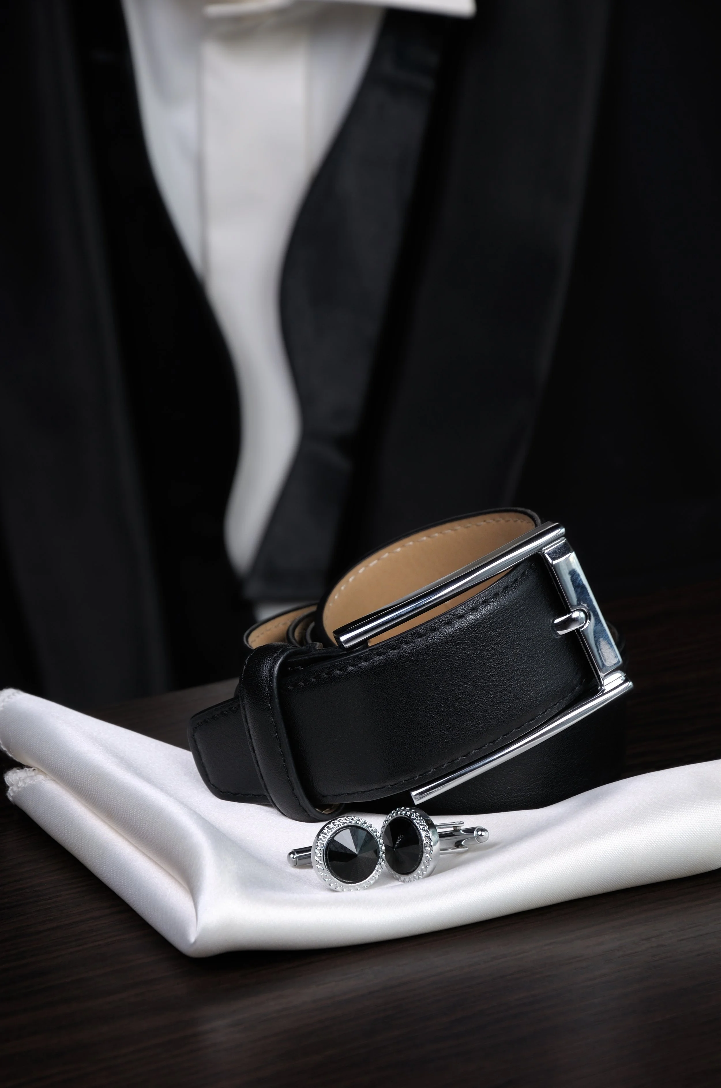 scarf-belt-cufflinks-tie-butterfly-necessary-se-2023-11-27-05-27-54-utc.jpg