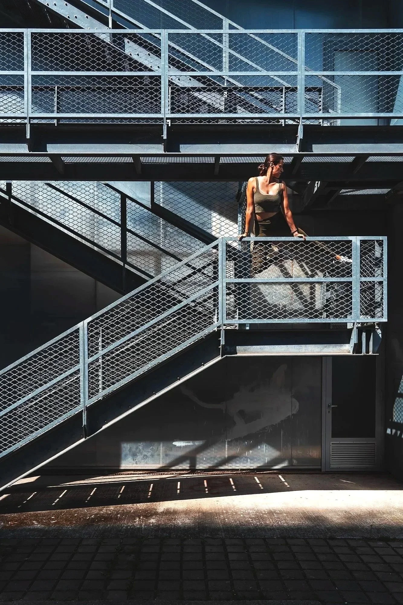 Photo d'artiste danceuse ambiance urbain Florian Coelo Photographe reportage professionnel Angers Nantes Bretagne Bordeaux