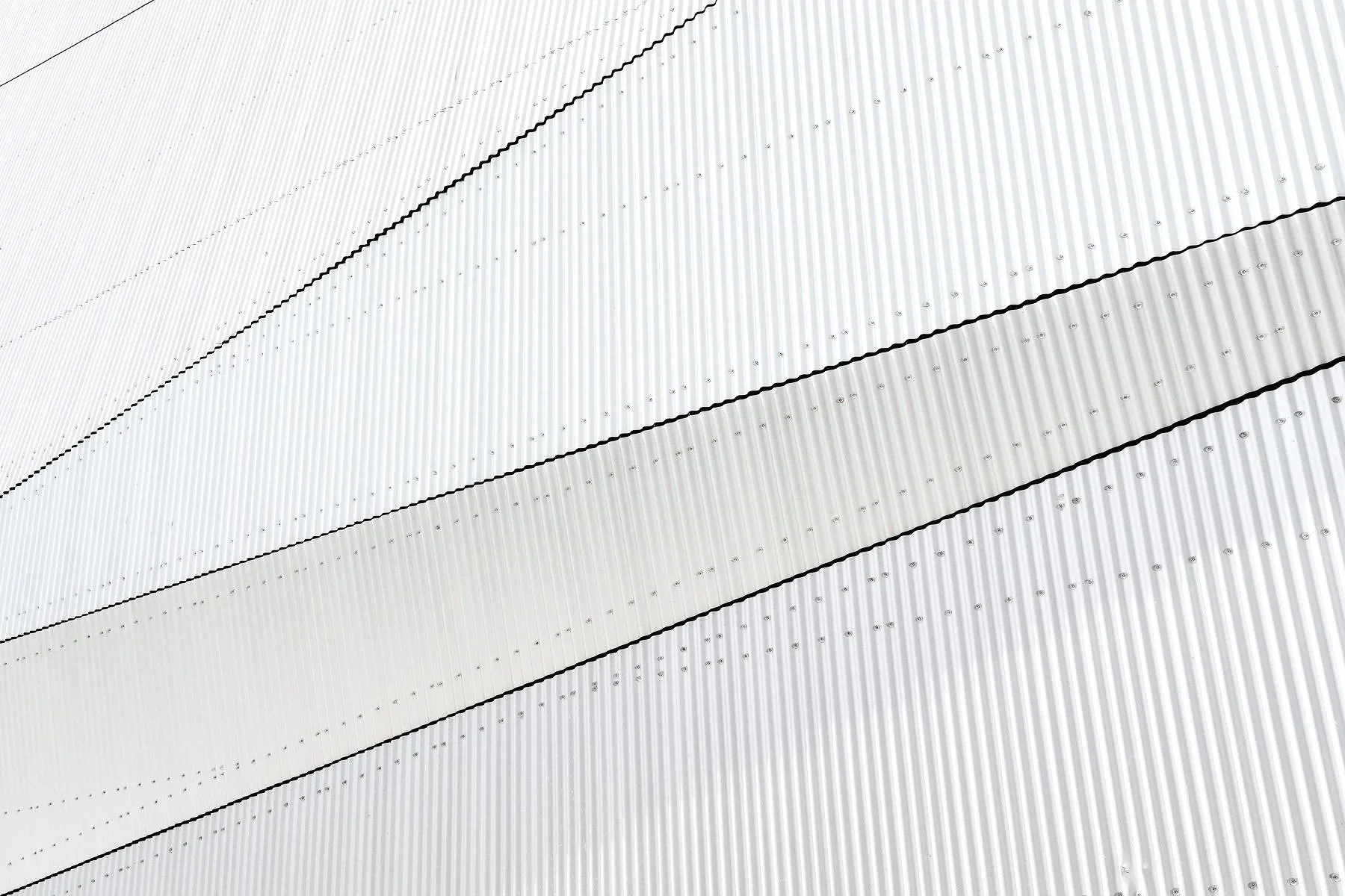 Bâtiment en métal île de Nantes Florian Coelo Photographe Architecture et décoration intérieure Angers Nantes Bretagne Bordeaux