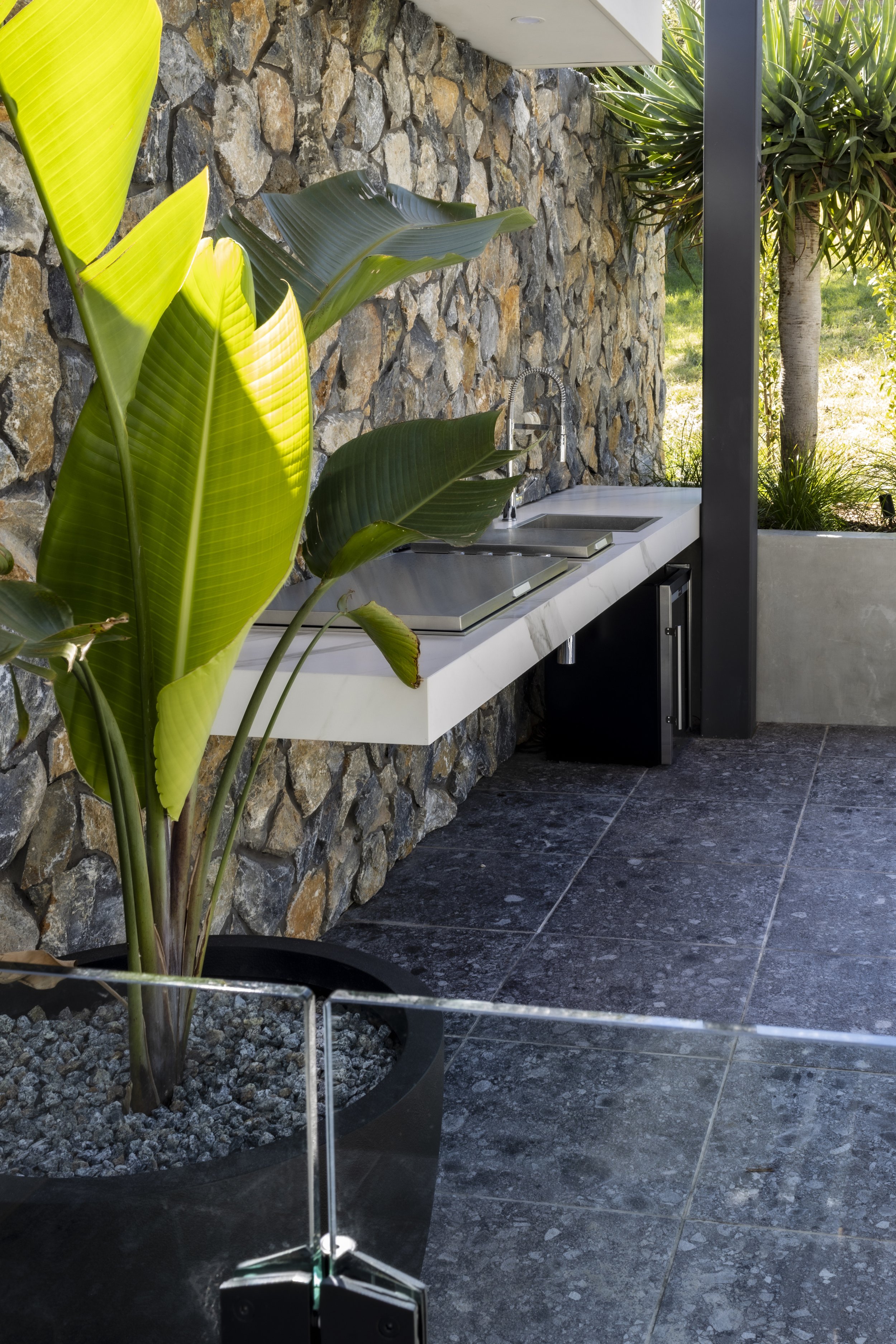 Keilor-Project__Mint-ACM_Tree_Pavers_01 (1).jpg