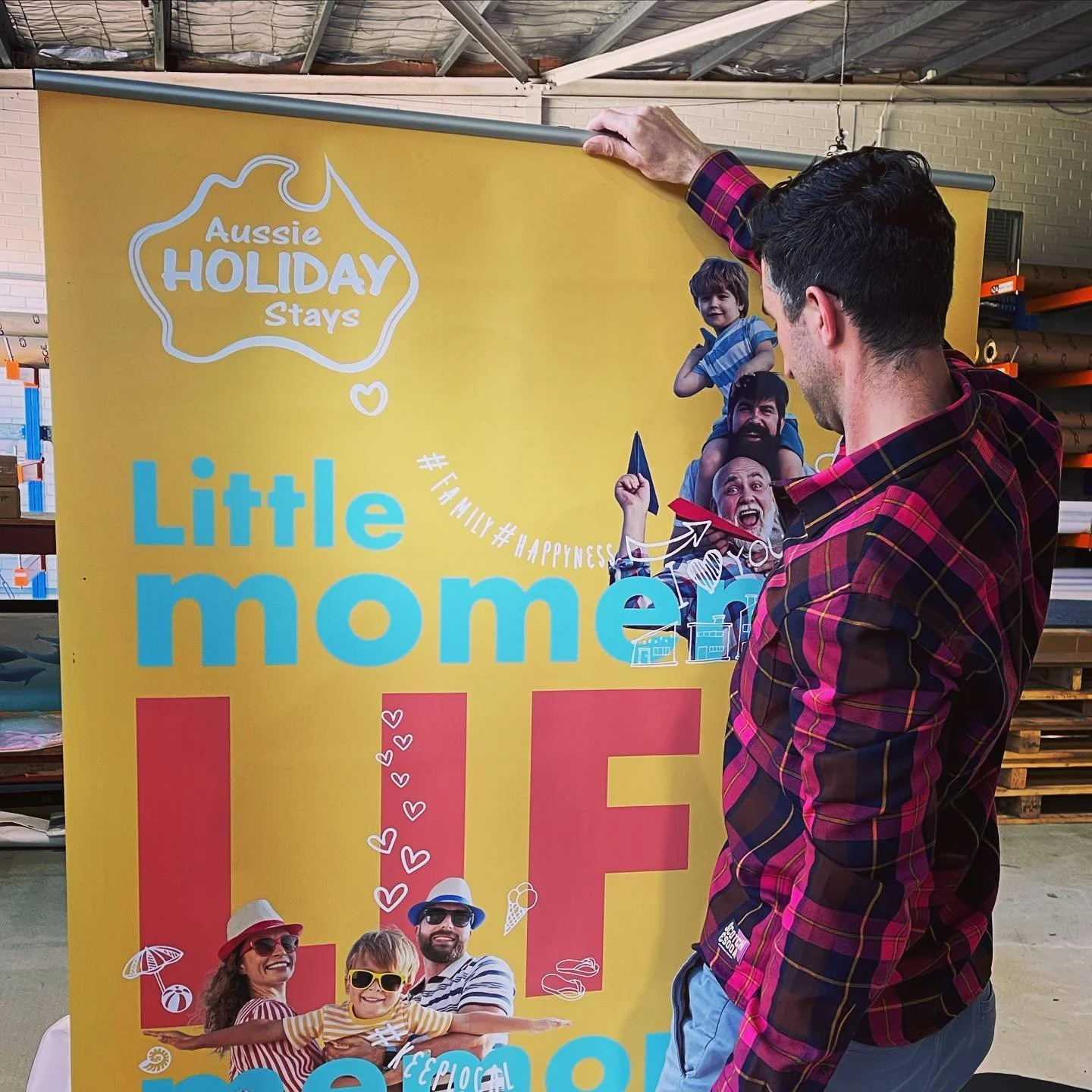 Aussie Holiday Stays | Rapid Brand Development Project | Illustration and branding crafted for a high-stakes presentation to media and investors.