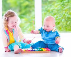 Fun Fact Friday: Did You Know Music Acts Like a Full-Body Workout for a Toddler's Brain? 🧠🎵