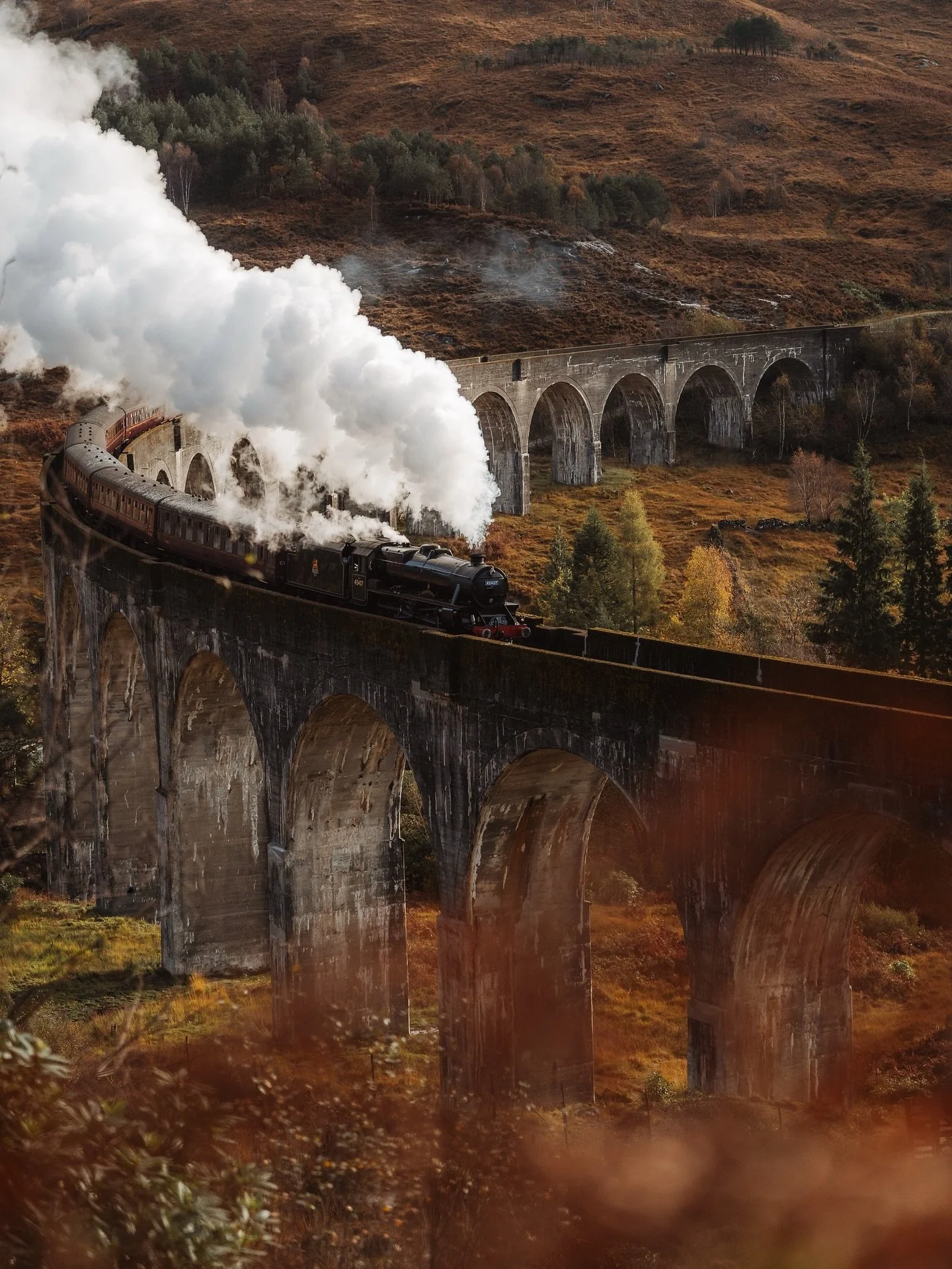 The Familiar Echo
It&rsquo;s been six years since I was last at the Glenfinnan Viaduct, and that sense of nervousness and anticipation as you wait for the train felt just as fresh today as it did back then.
We waited for the Jacobite steam train to c