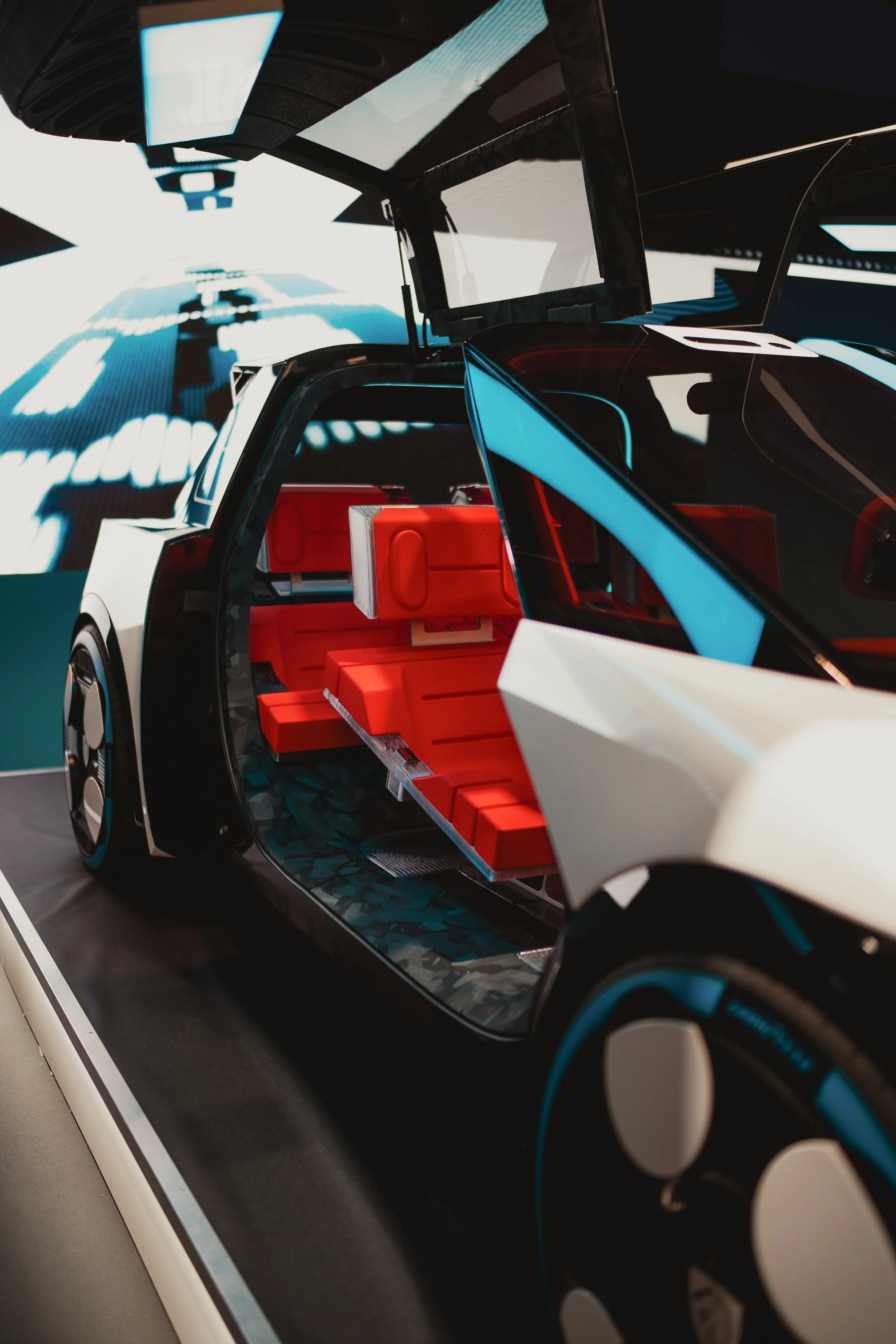 Lloyd Evans x Peugeot Manchester Motor Show 2026 - 9.JPEG