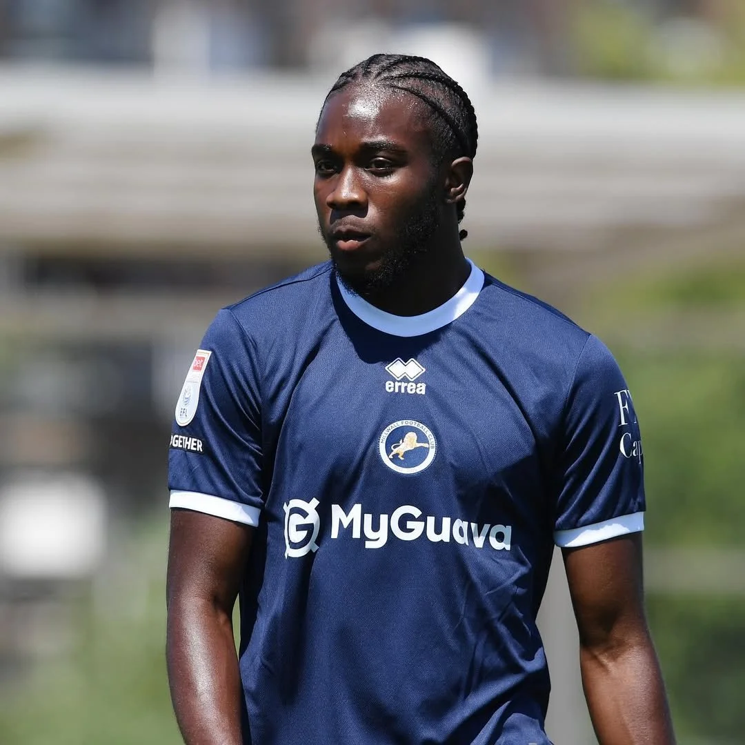 Kamarl Grant playing for Millwall FC