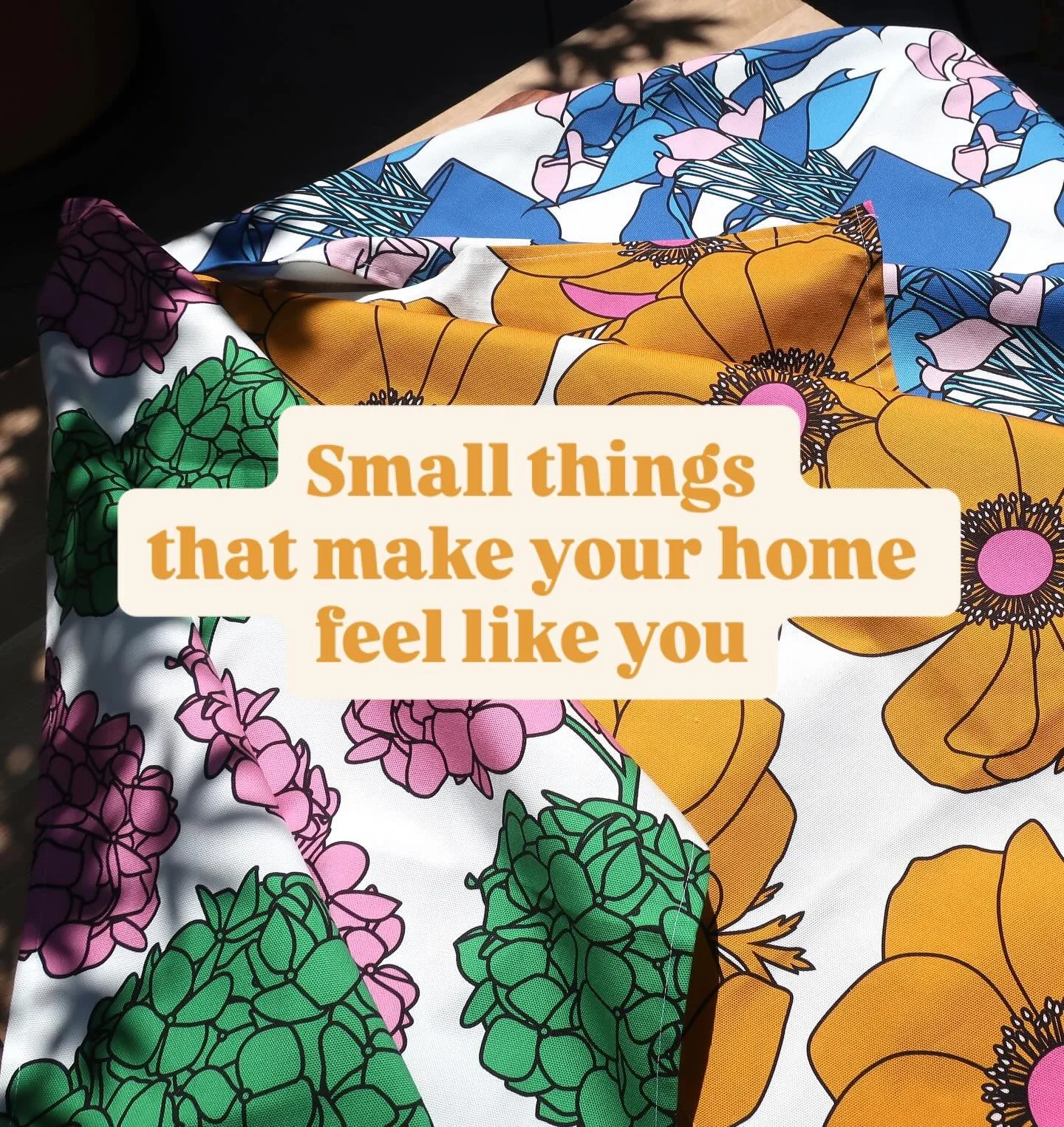 Spilt cereal. Wiped faces. General kitchen shenanigans. 
These floral tea towels do the job. They also happen to look nice.
Useful. Washable. Nice pressie.

Link in bio.

#giftideas #realhomes #colourfulhome #shopsmall #flowers