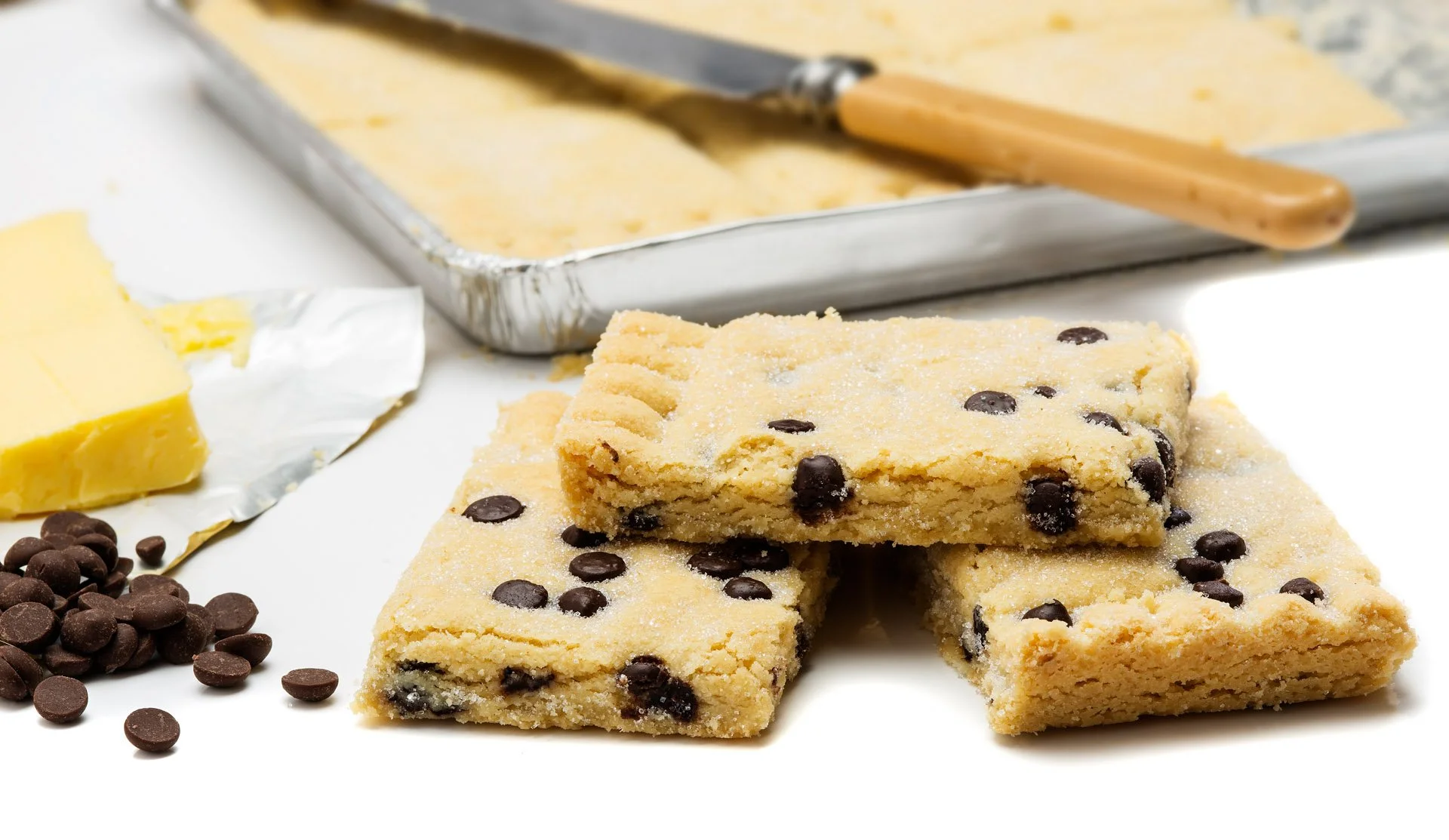(SB2) Choc Chip Shortbread Tray Propped (HI RES).jpg