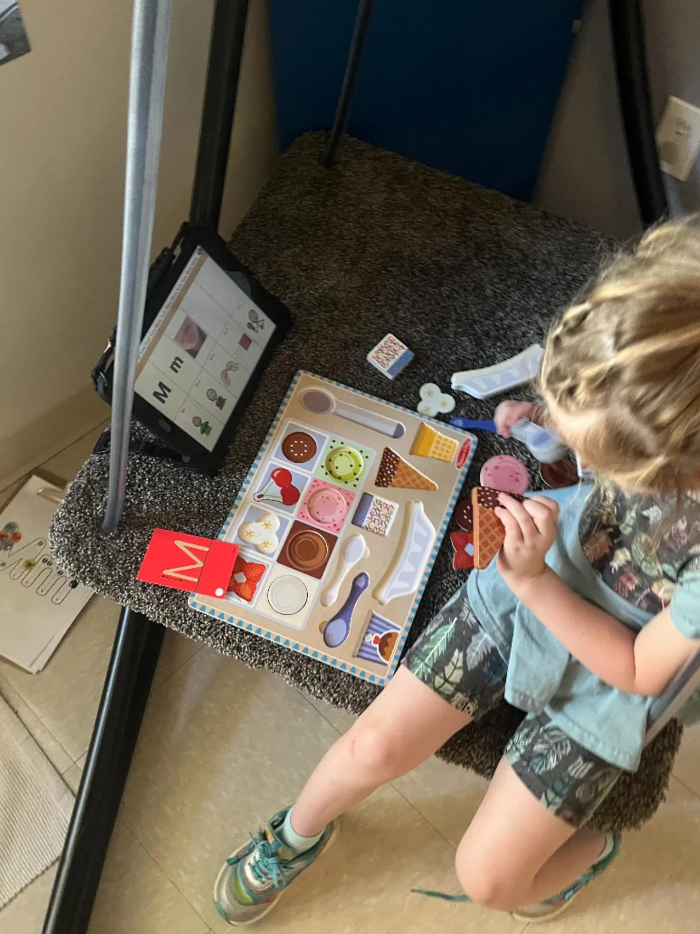 Our students are focusing on the letter M this week! To best support their learning, we provide direct instruction as well as integrate learning opportunities into child-led play. For our students who use AAC devices, they can find all the informatio