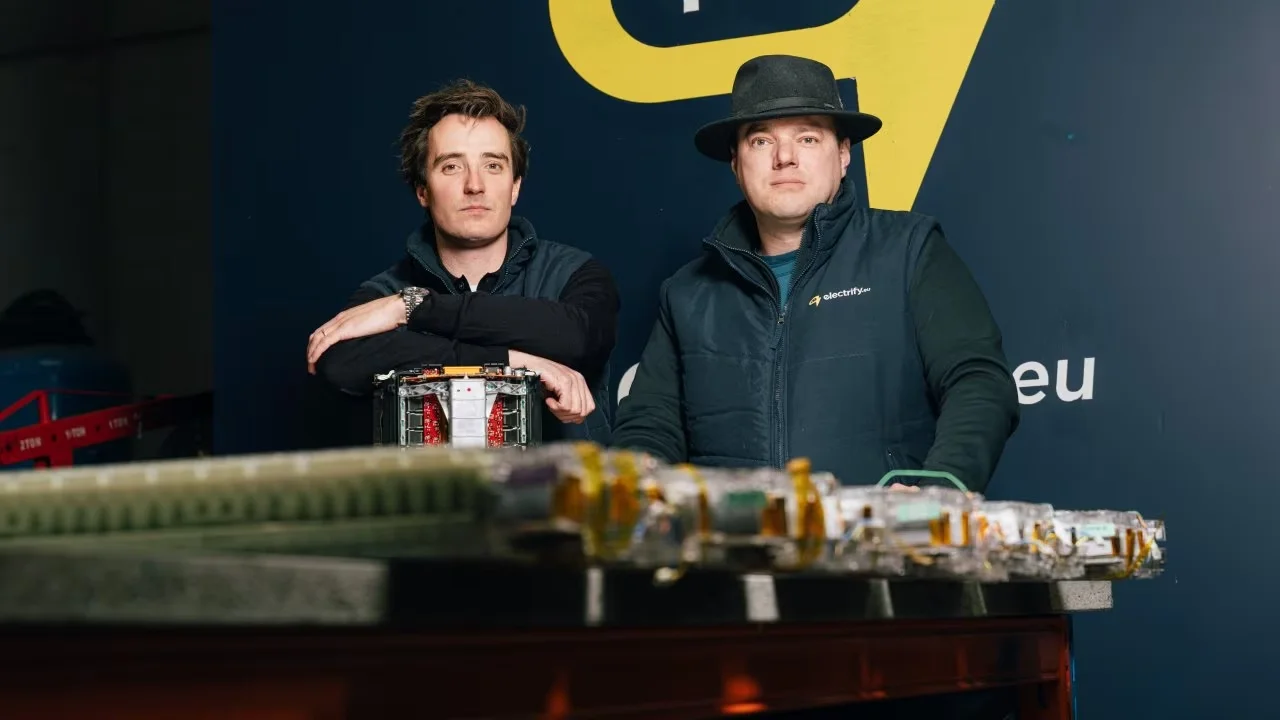 Belgische innovatie in de spotlight: Electrify.eu in De Tijd.