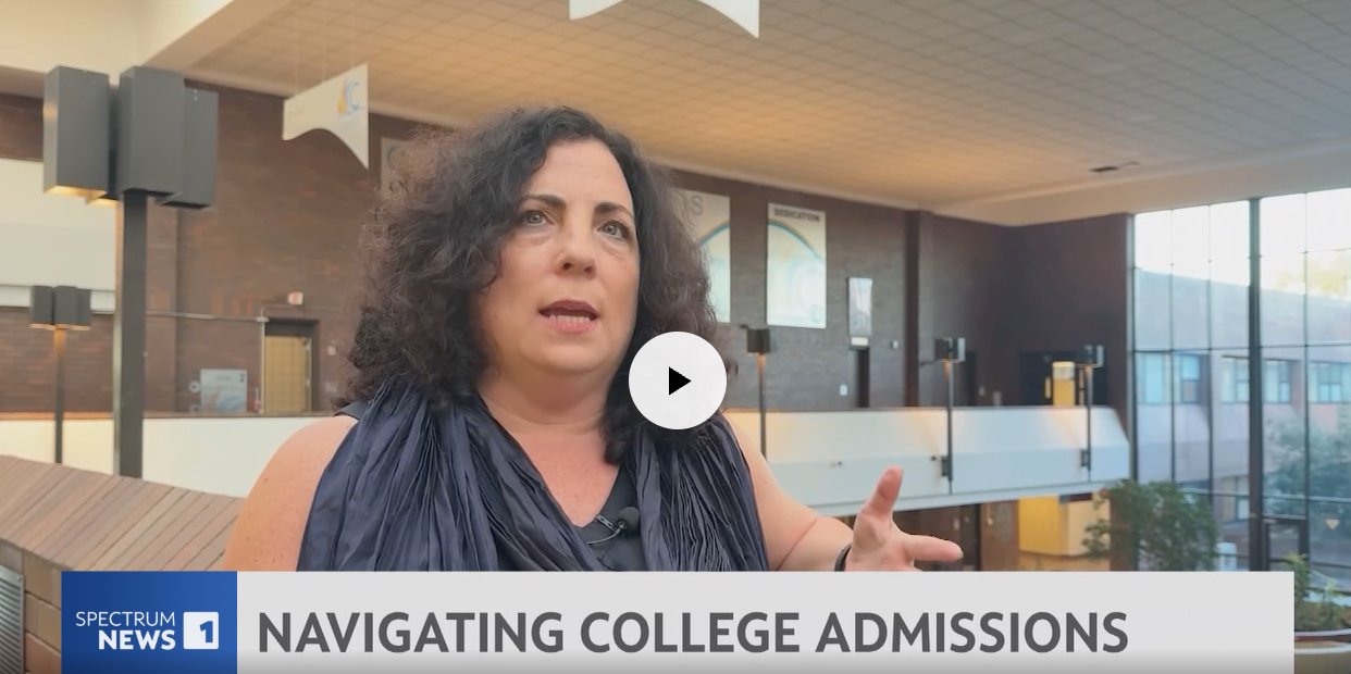 Families navigate a new, simplified FAFSA form