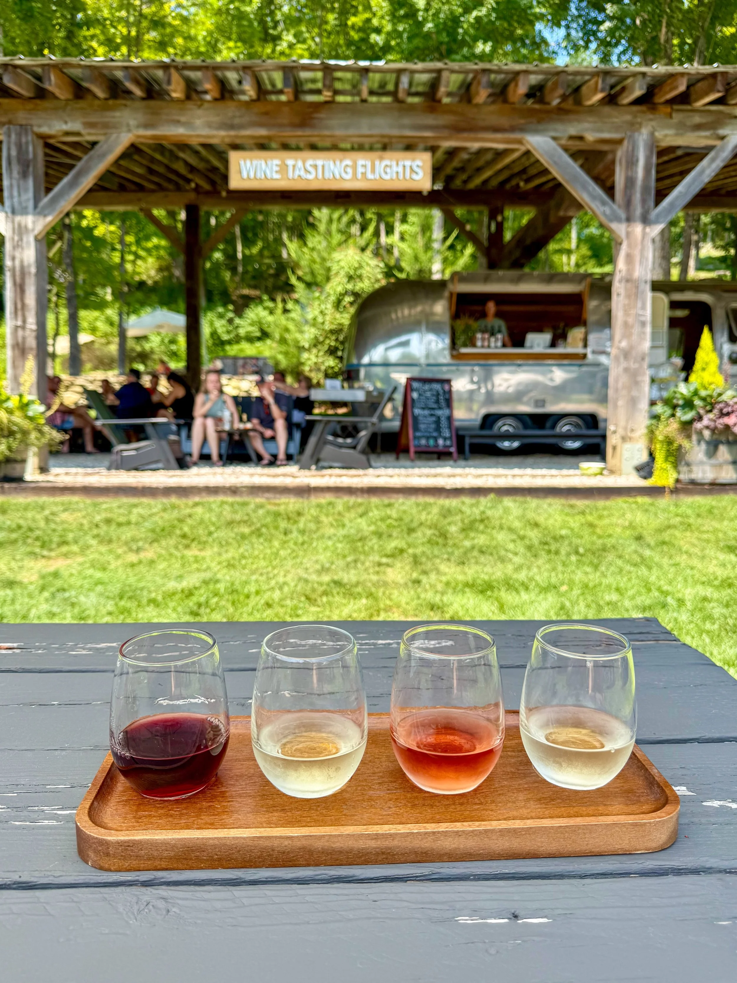 Spring Hill Vineyards in New Preston, Connecticut is officially open for the season 🍷✨

Last summer I visited @springhillvineyards for the first time with @newenglandchickadee and we had the best time! 

Set along the Shepaug River in the rolling hi