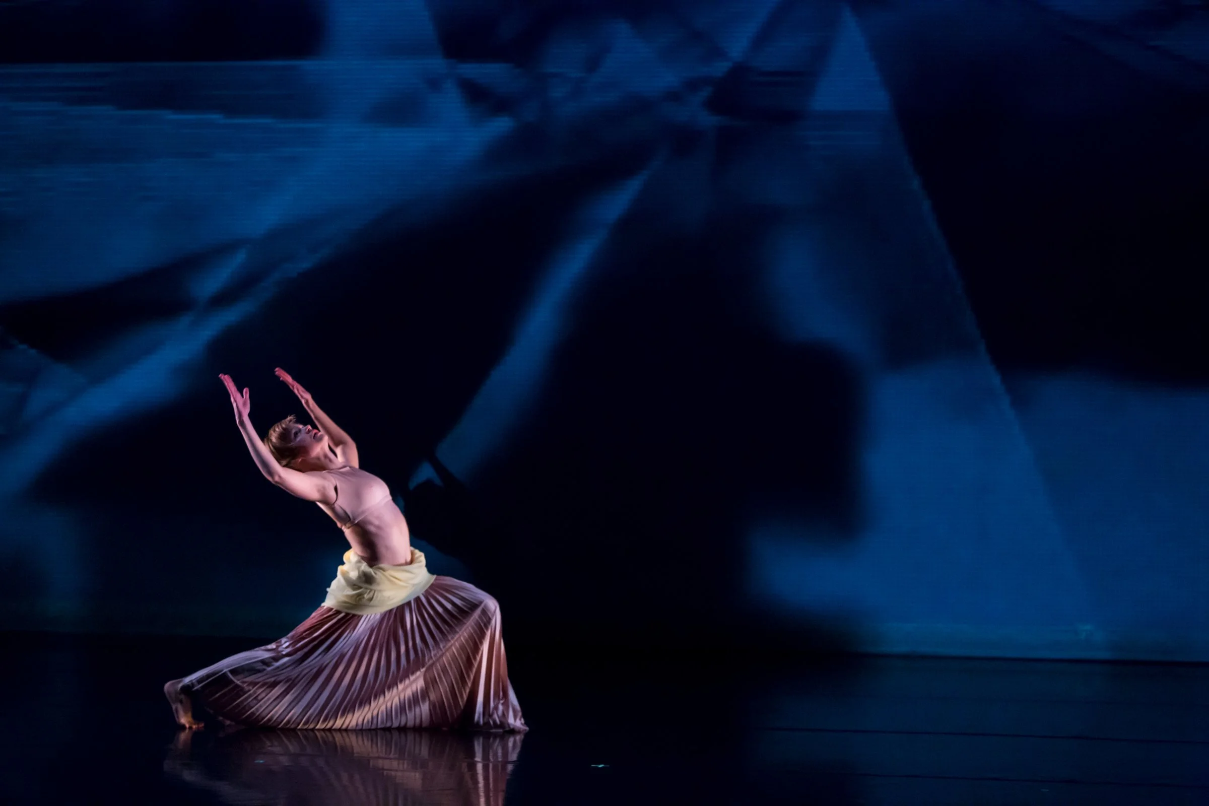 Betsy Roob in _Uncertain Reality_, photo by Bill Cameron 2.jpg