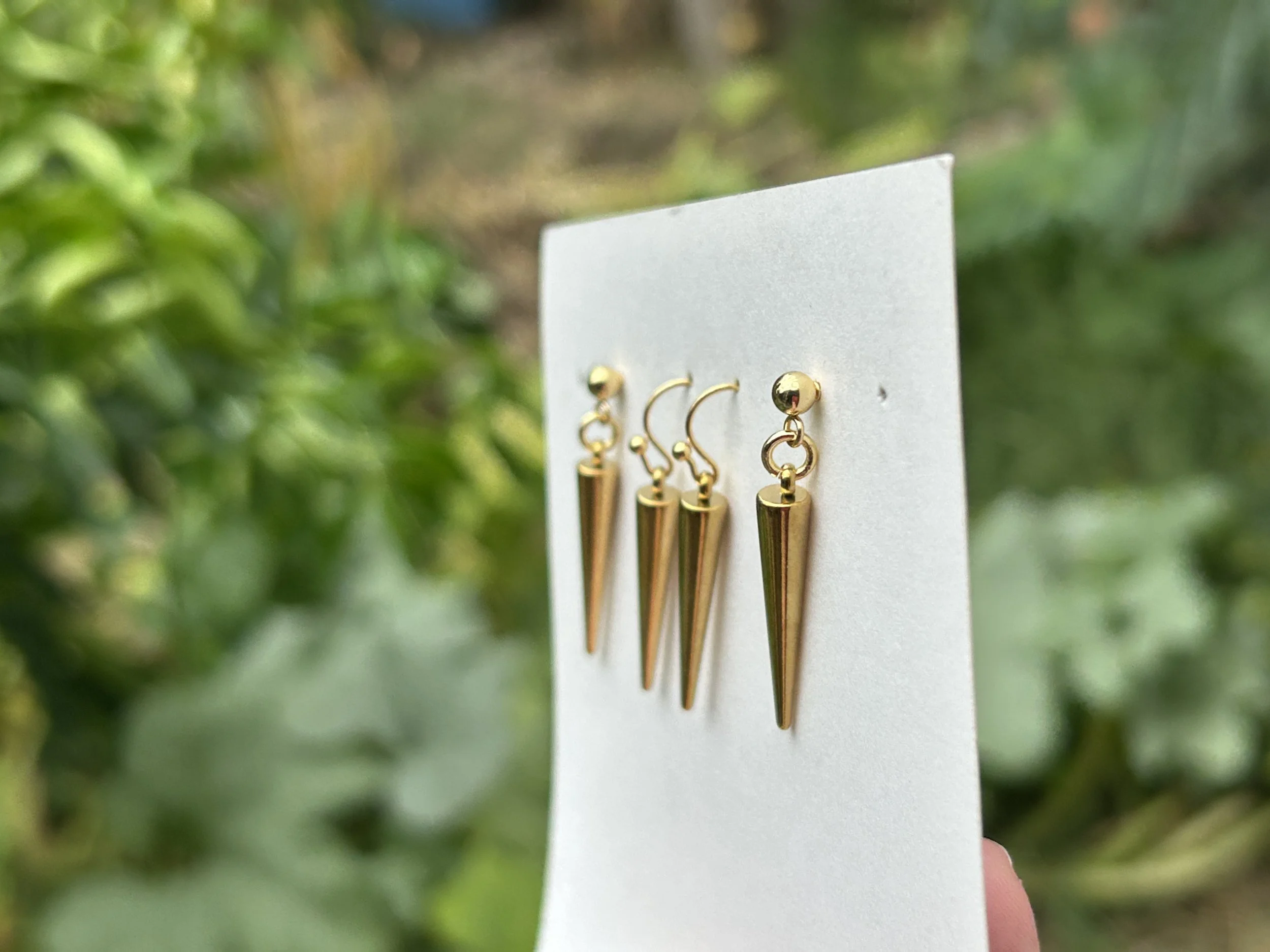 GOLD SPIKE EARRINGS