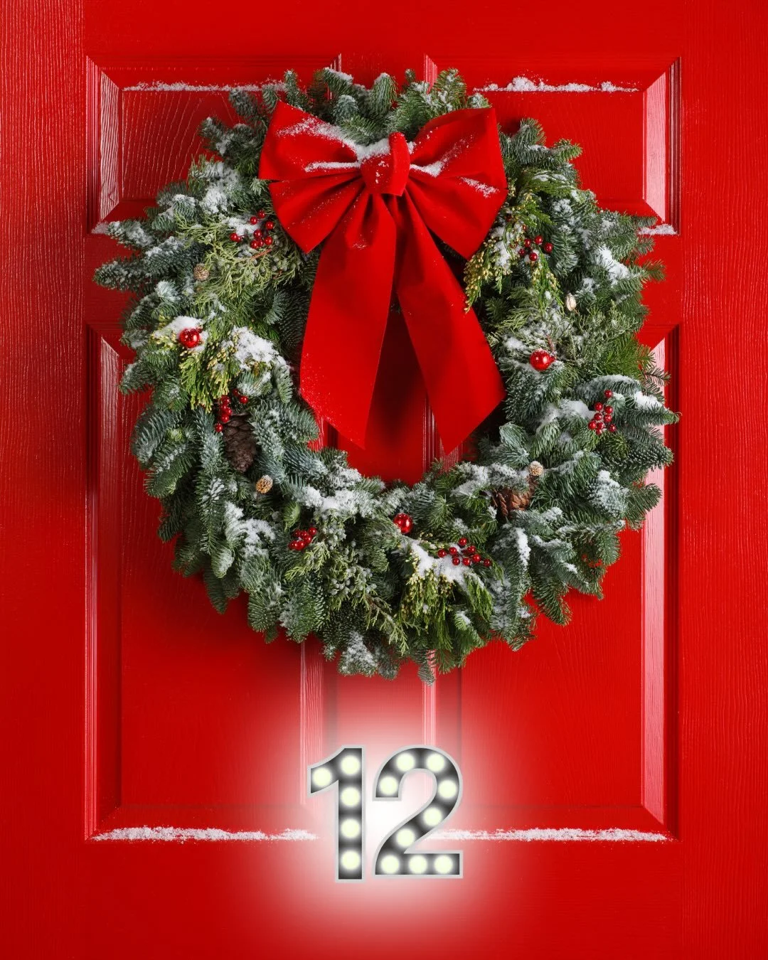 Derri&egrave;re La Porte n&deg;12, une douce citation 🚪🌟

No&euml;l, c&rsquo;est avant tout la magie des petits gestes 💌✨
Un sourire, une attention, une carte qui r&eacute;chauffe le c&oelig;ur&hellip; Ces instants simples font briller la saison p