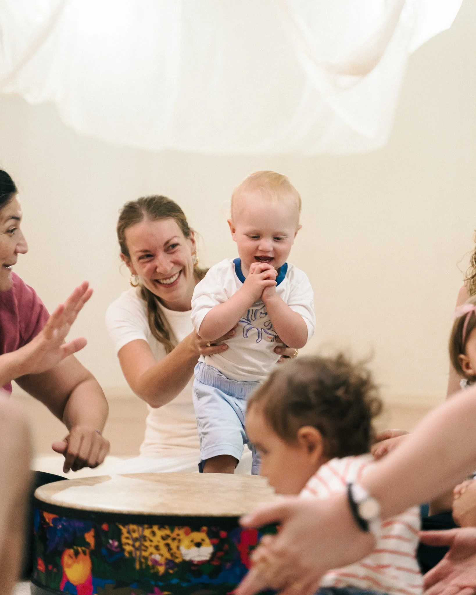 ✏️ Les inscripcions per al curs 2026-27 de Canciones para Matilda estan obertes!

Un nou curs per continuar creixent i compartint m&uacute;sica, joc i moviment de qualitat amb els infants i les seves fam&iacute;lies 🎶

👶👧 Treballam amb grups redu&
